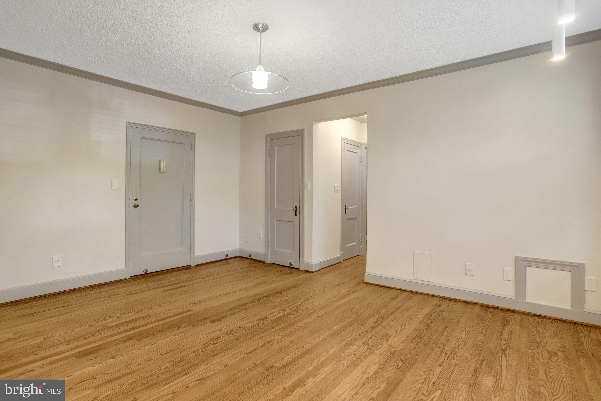 715 S WASHINGTON STREET S C-32