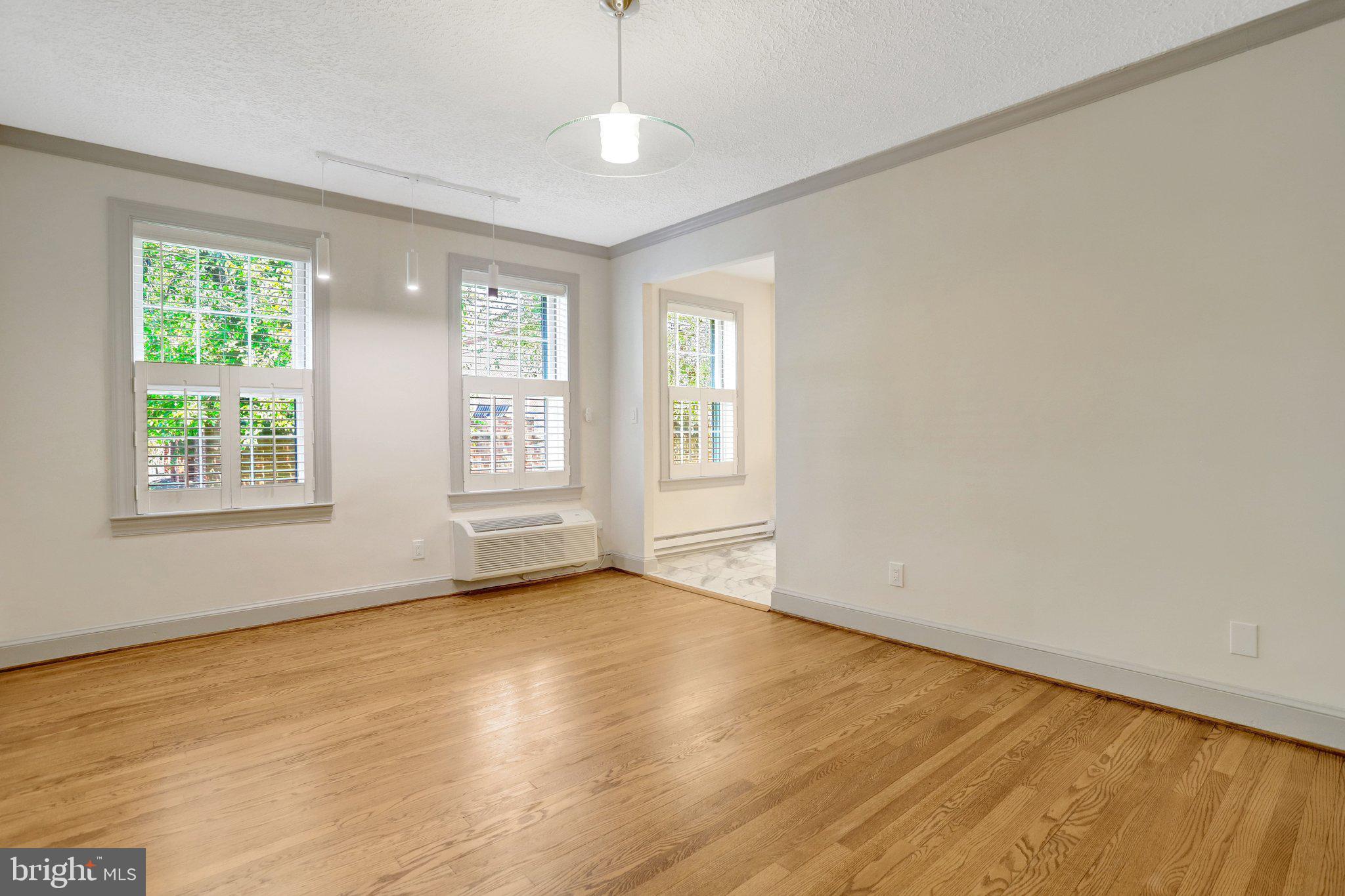 715 S WASHINGTON STREET S C-32