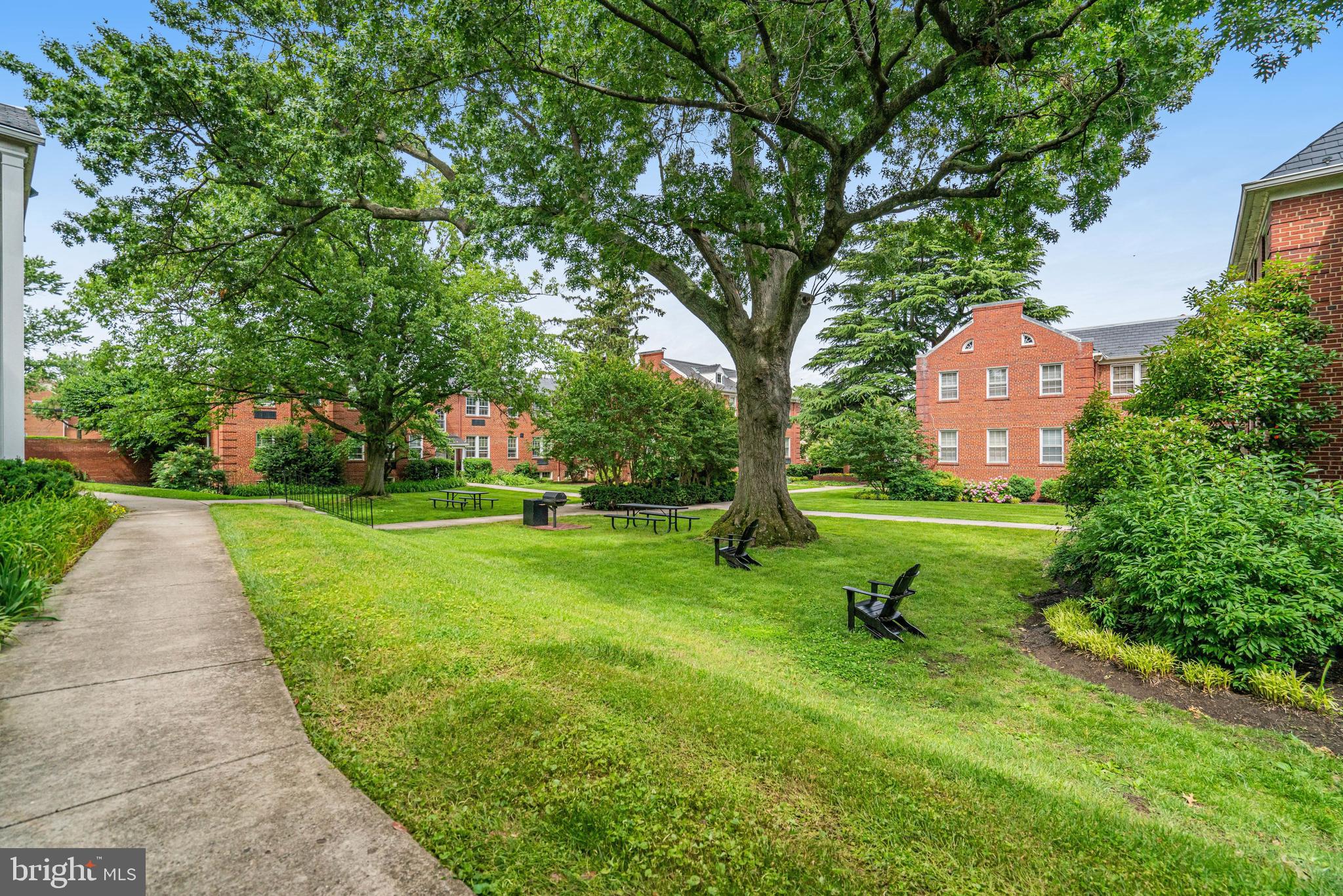 715 S WASHINGTON STREET S C-32