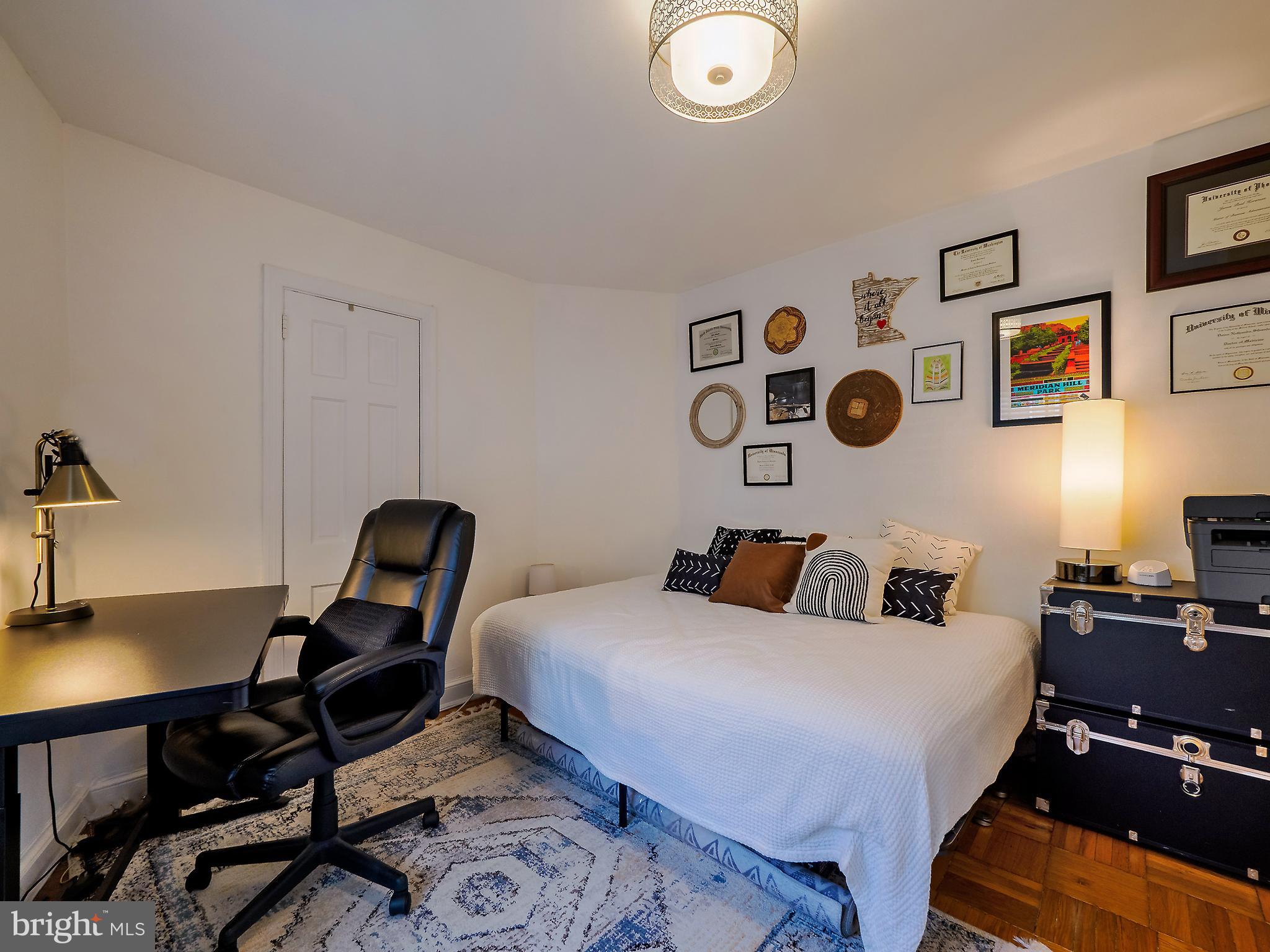 1608 W ABINGDON DRIVE 102