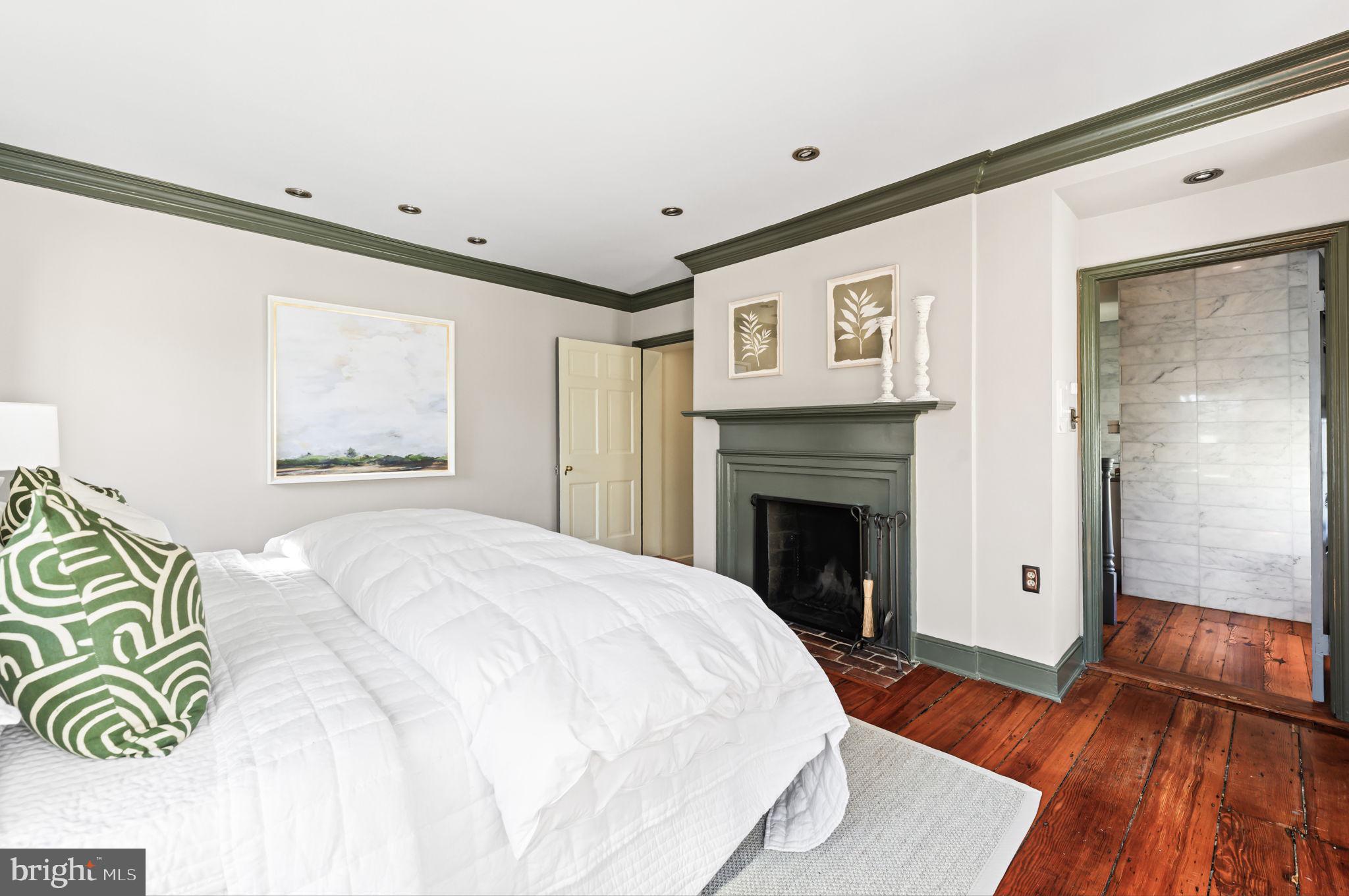 403 S FAIRFAX STREET