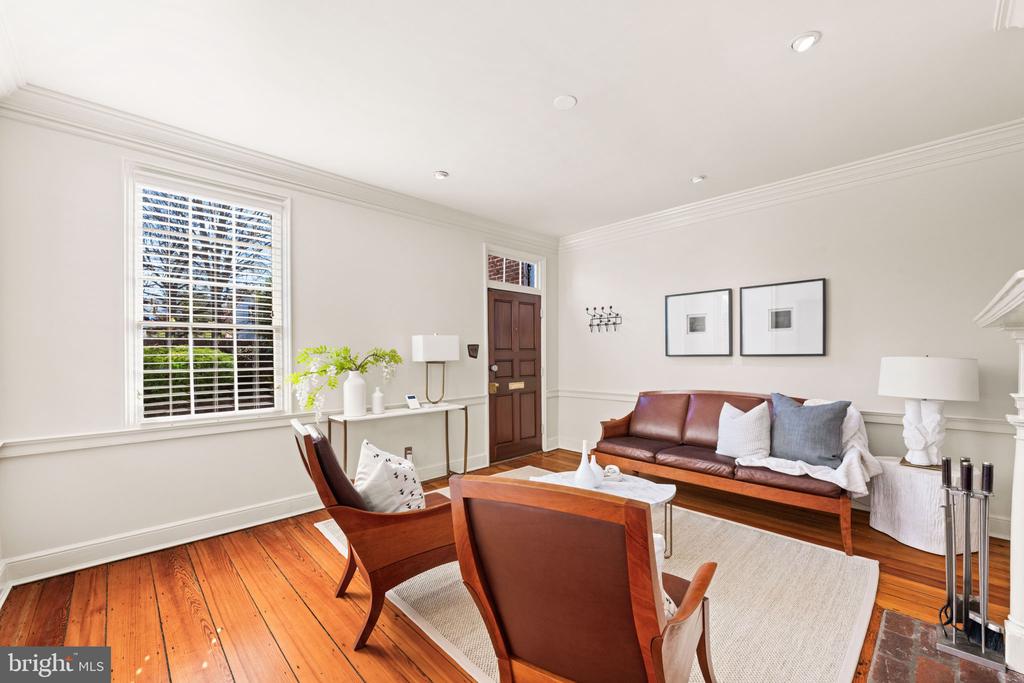 403 S FAIRFAX STREET