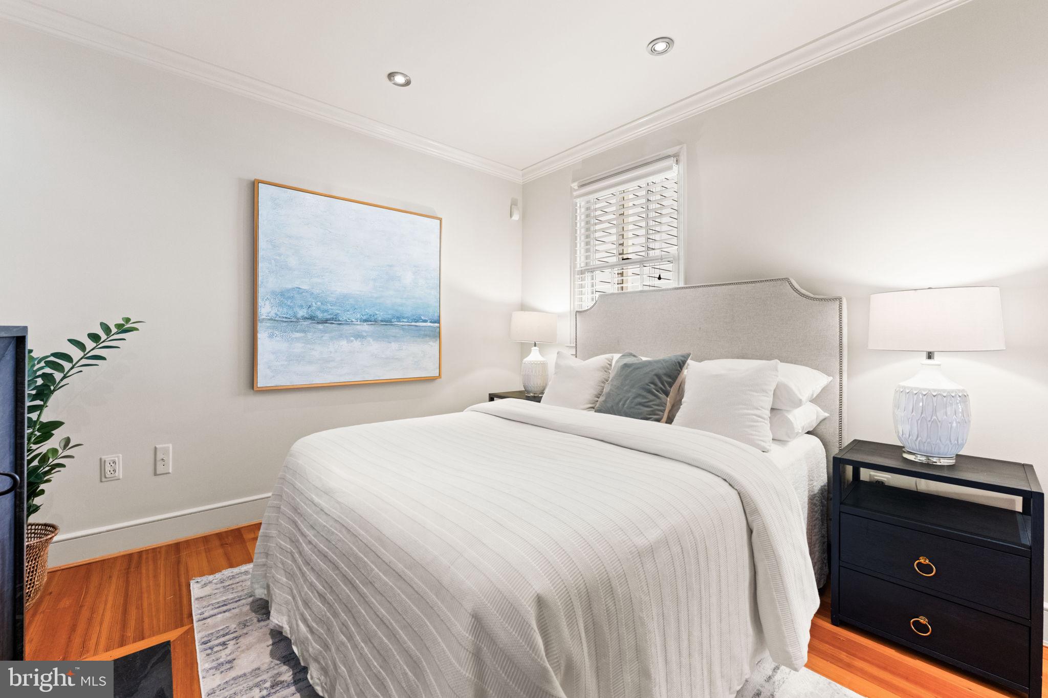 403 S FAIRFAX STREET