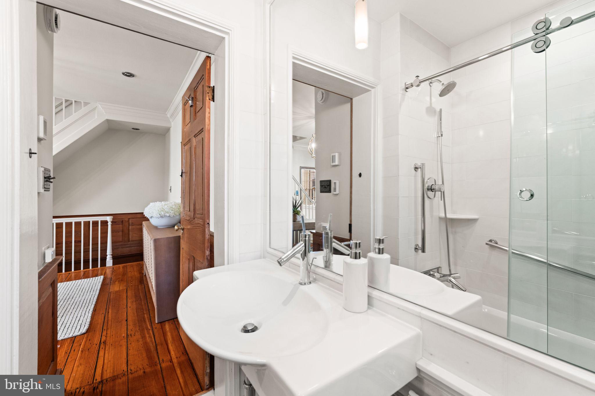 403 S FAIRFAX STREET