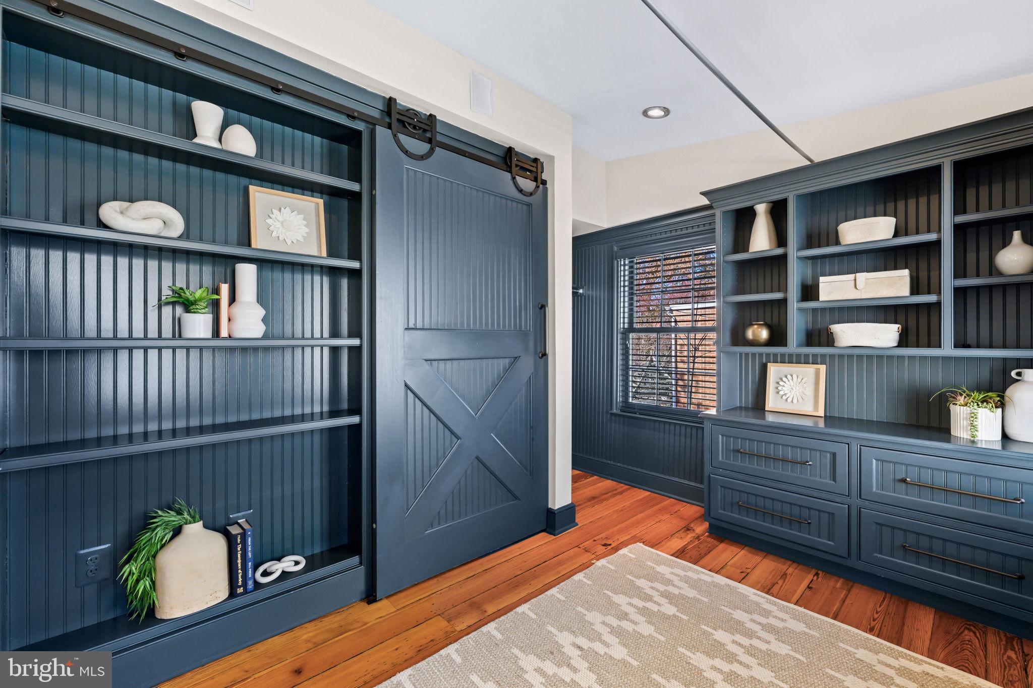 403 S FAIRFAX STREET