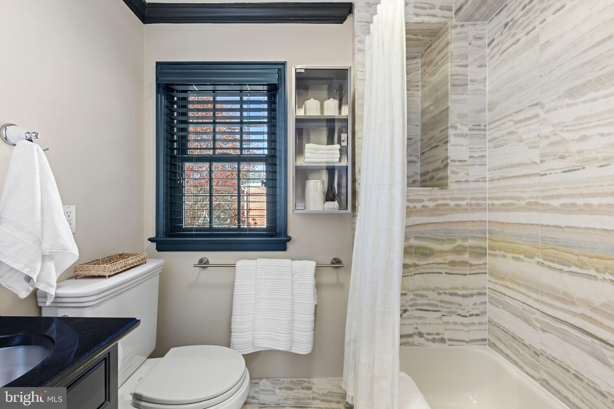 403 S FAIRFAX STREET