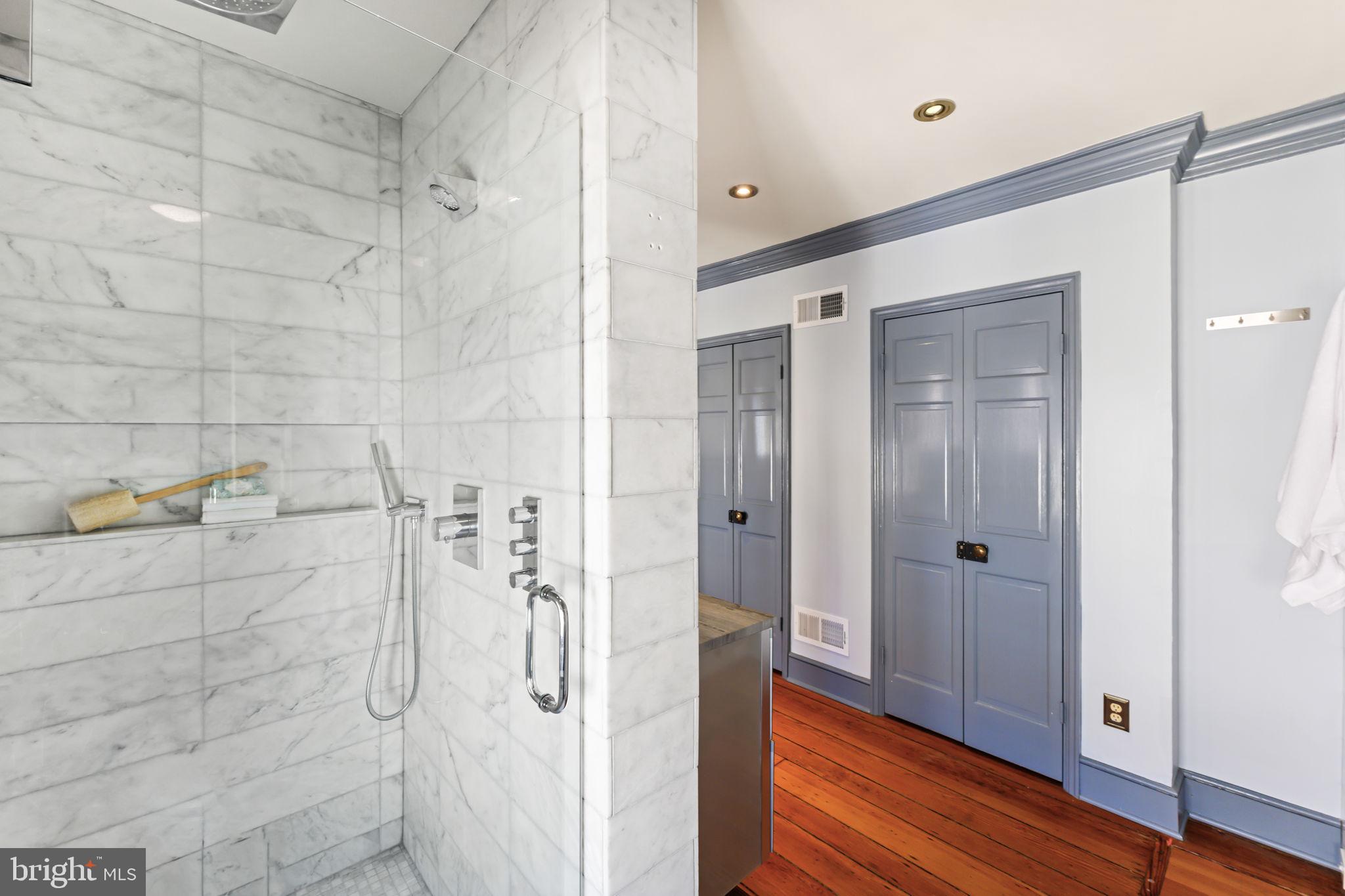 403 S FAIRFAX STREET