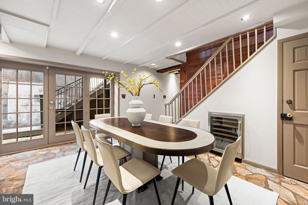 403 S FAIRFAX STREET