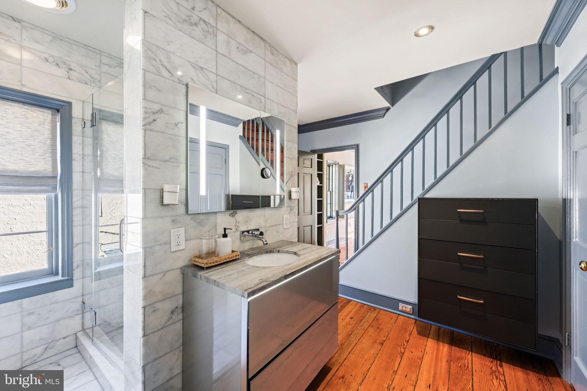 403 S FAIRFAX STREET