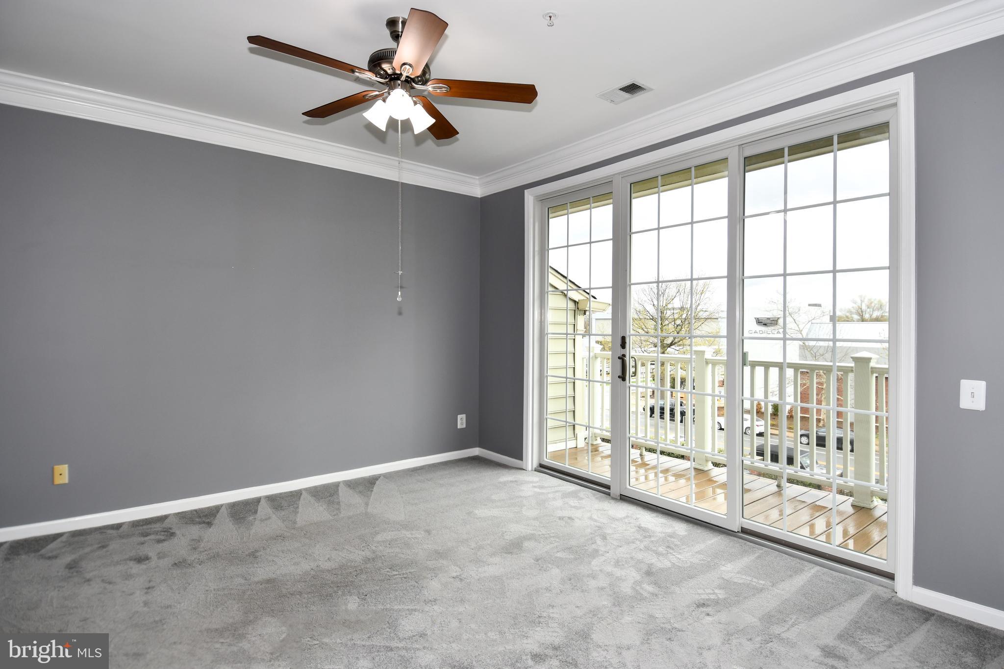 1809 KENWOOD AVENUE 301