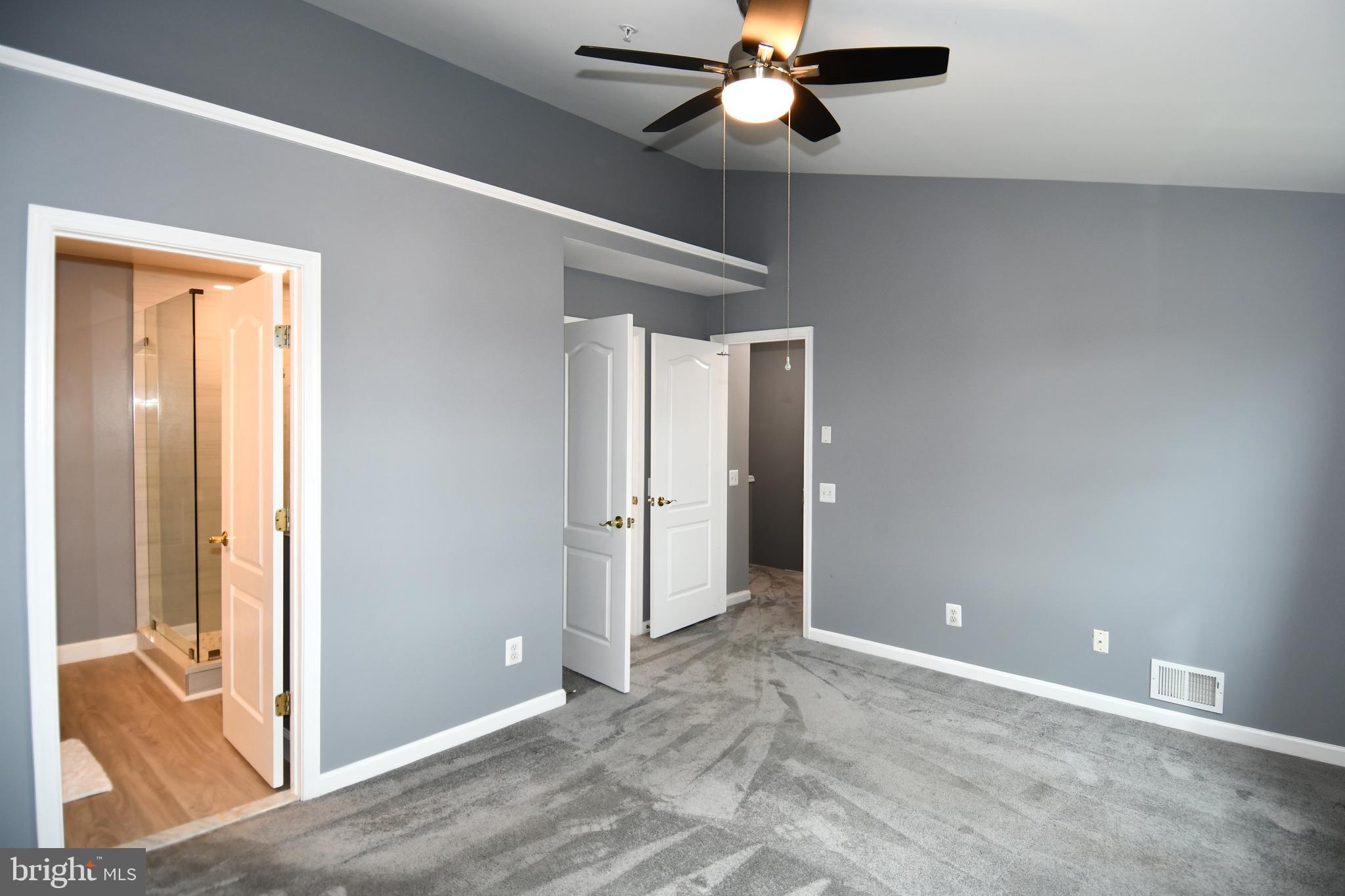 1809 KENWOOD AVENUE 301