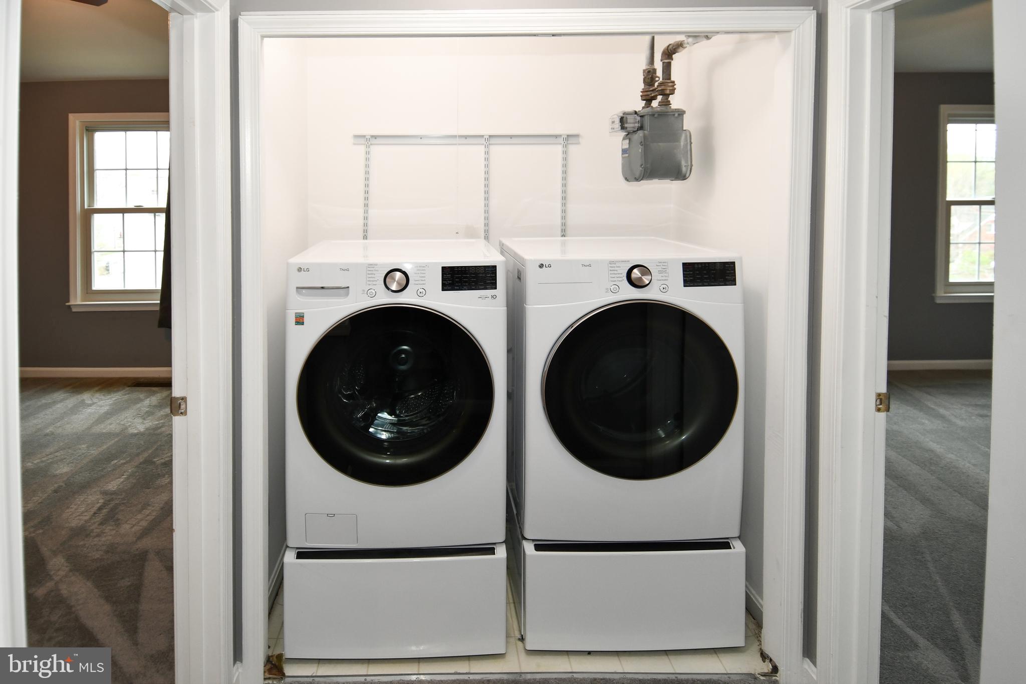 1809 KENWOOD AVENUE 301