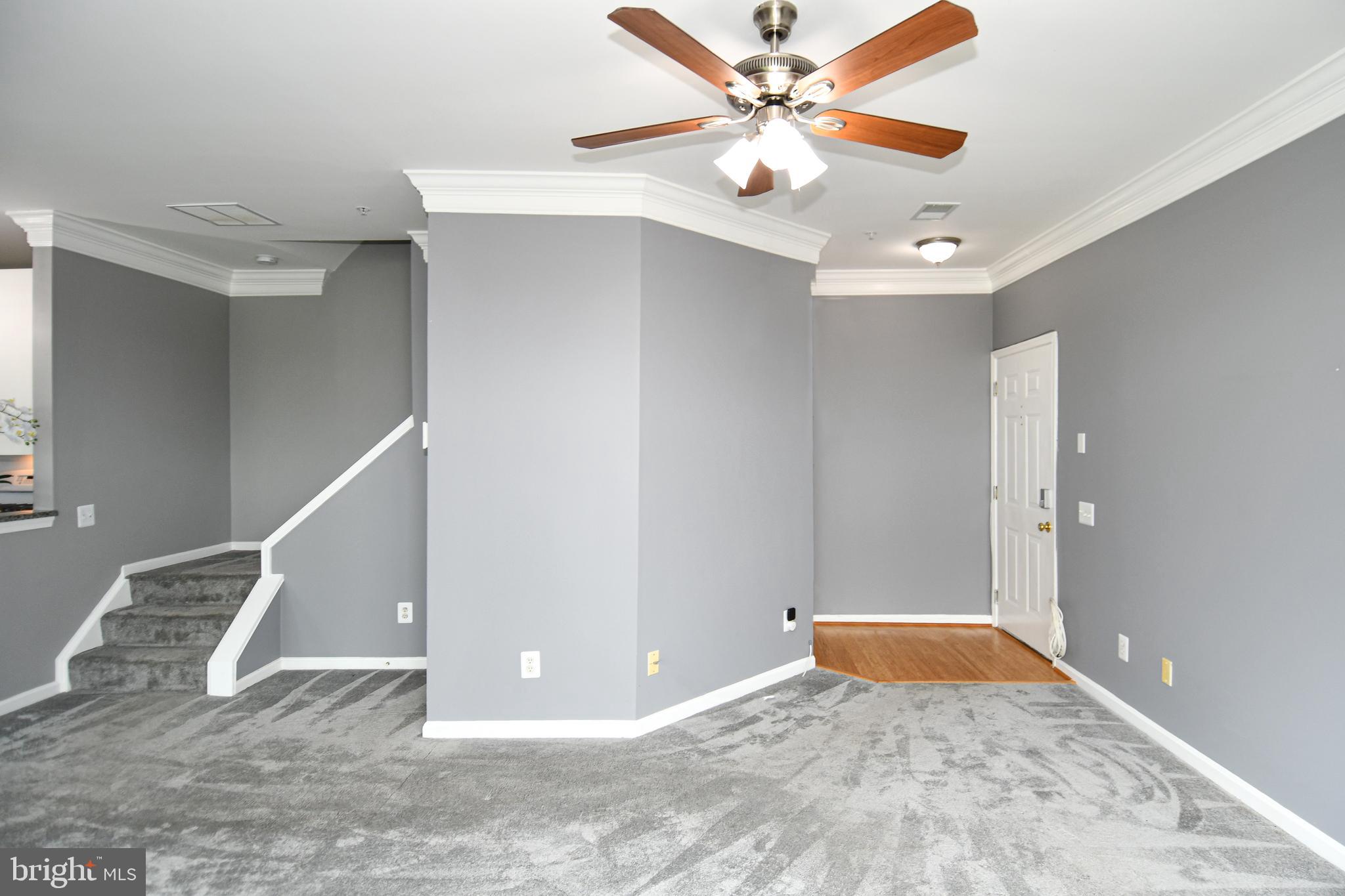 1809 KENWOOD AVENUE 301