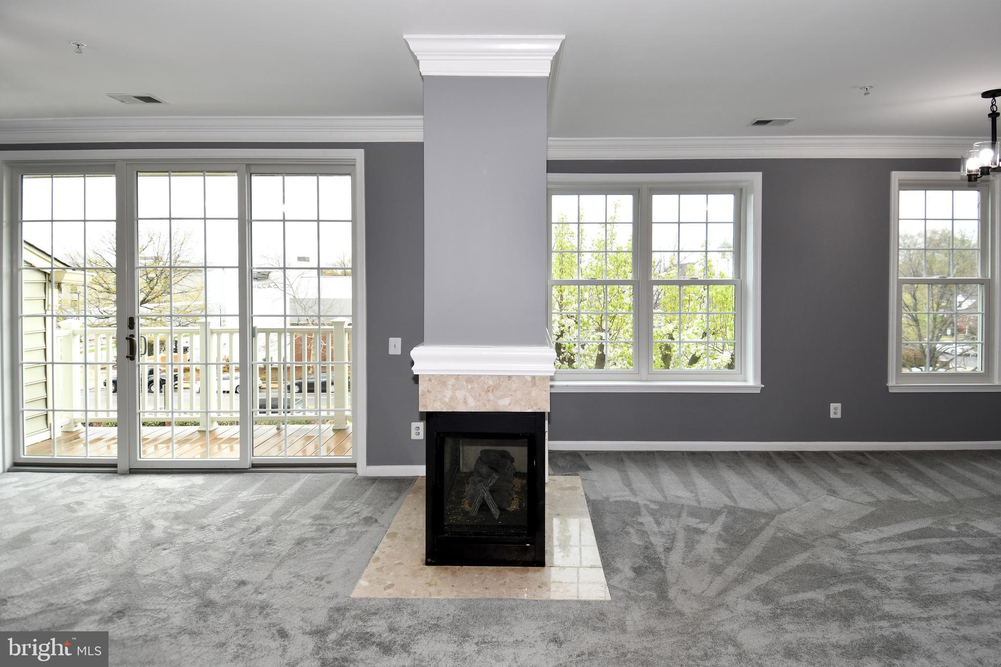 1809 KENWOOD AVENUE 301