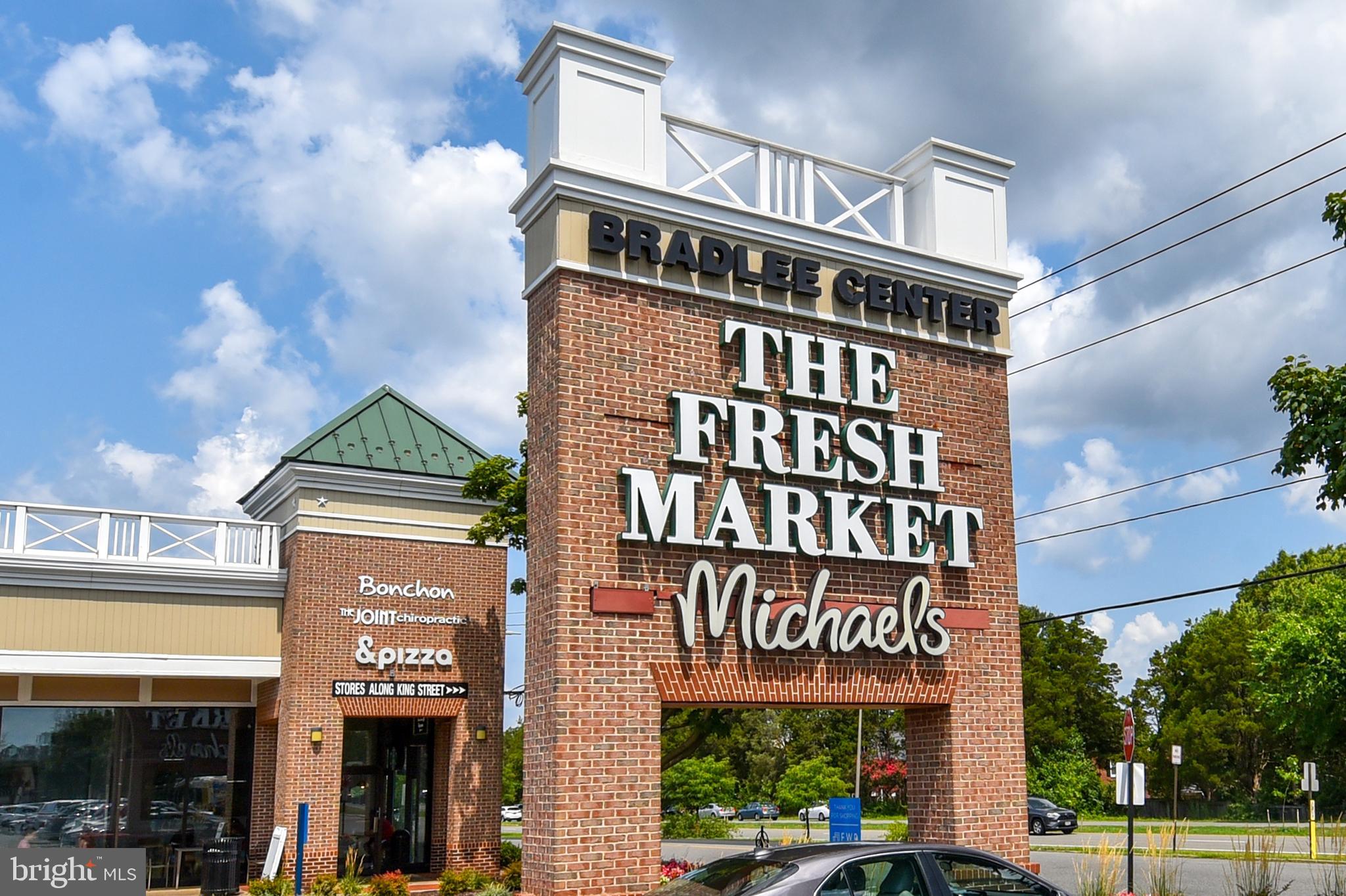 1809 KENWOOD AVENUE 301