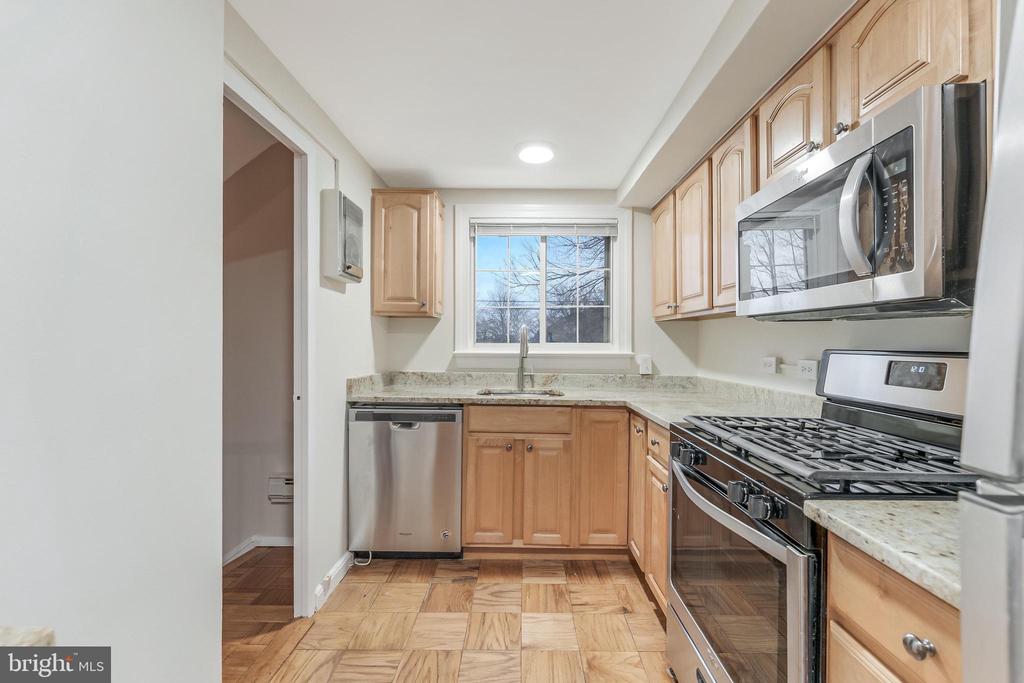 3228 WELLINGTON ROAD 3228
