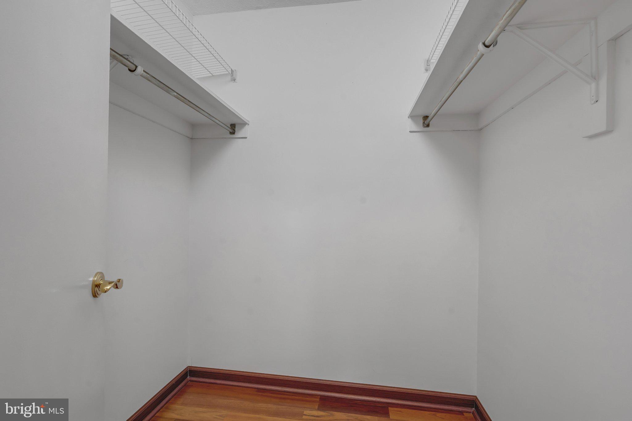 307 YOAKUM PARKWAY 1722