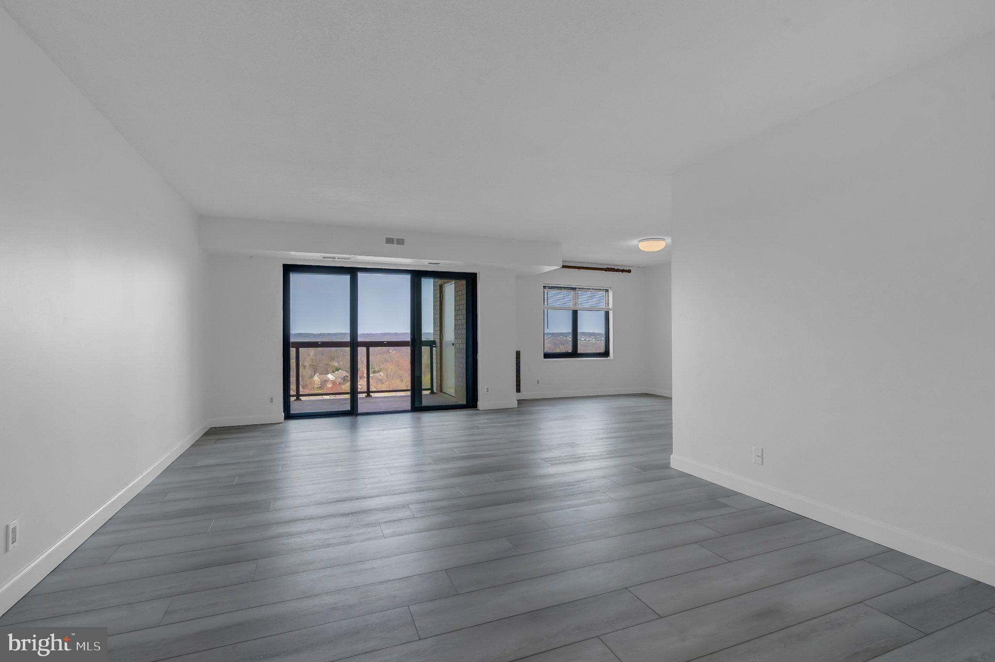 307 YOAKUM PARKWAY 1722