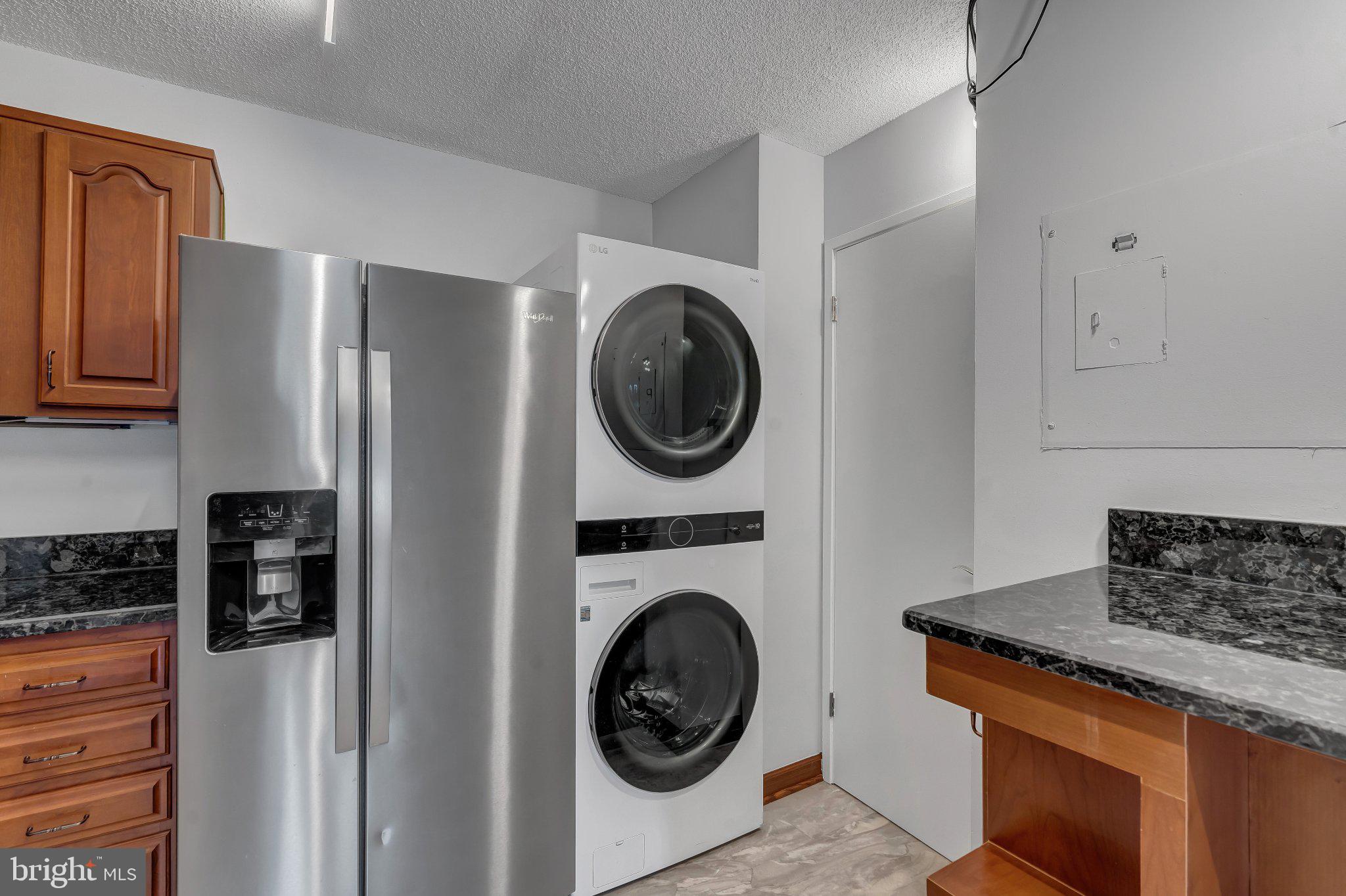 307 YOAKUM PARKWAY 1722