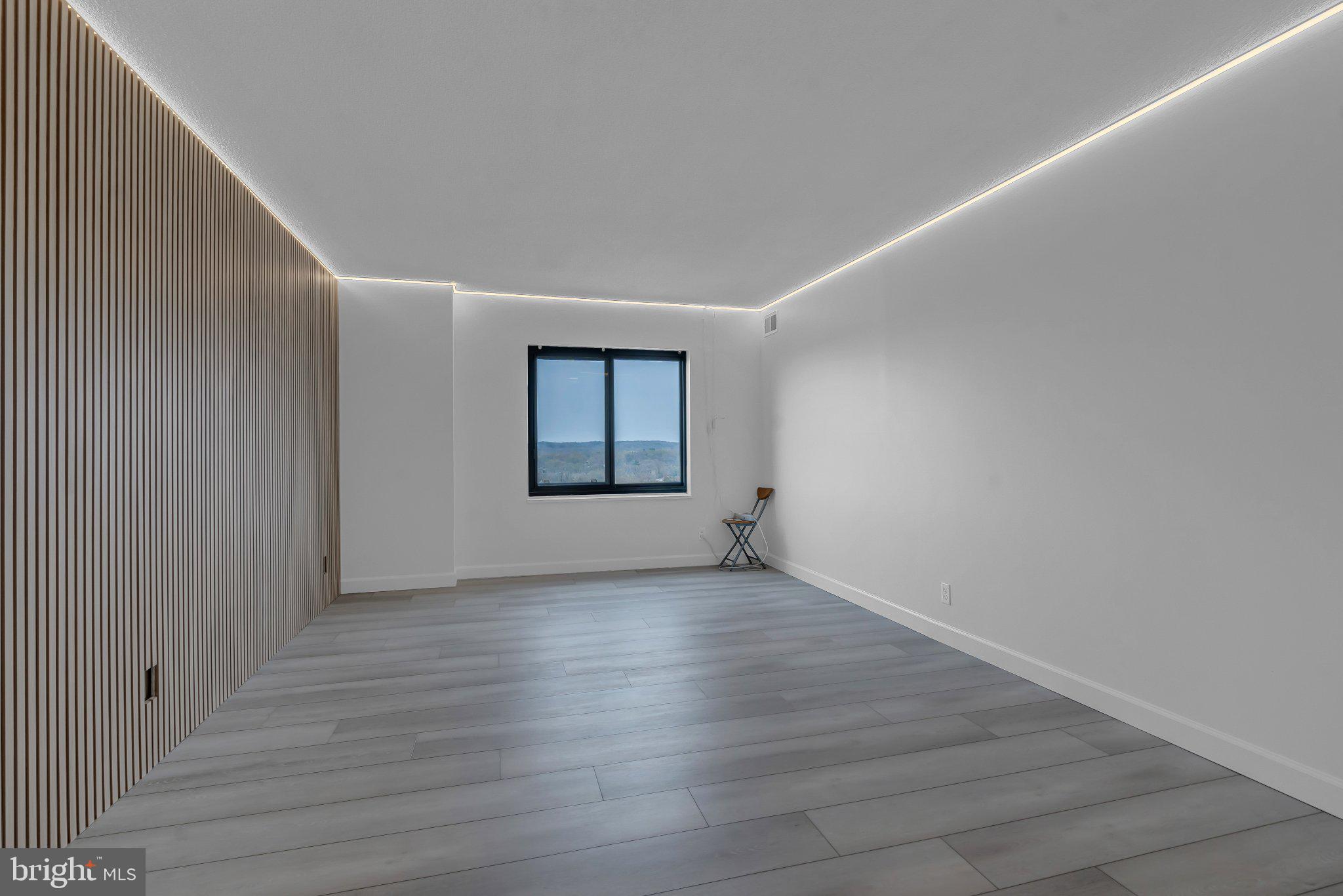 307 YOAKUM PARKWAY 1722