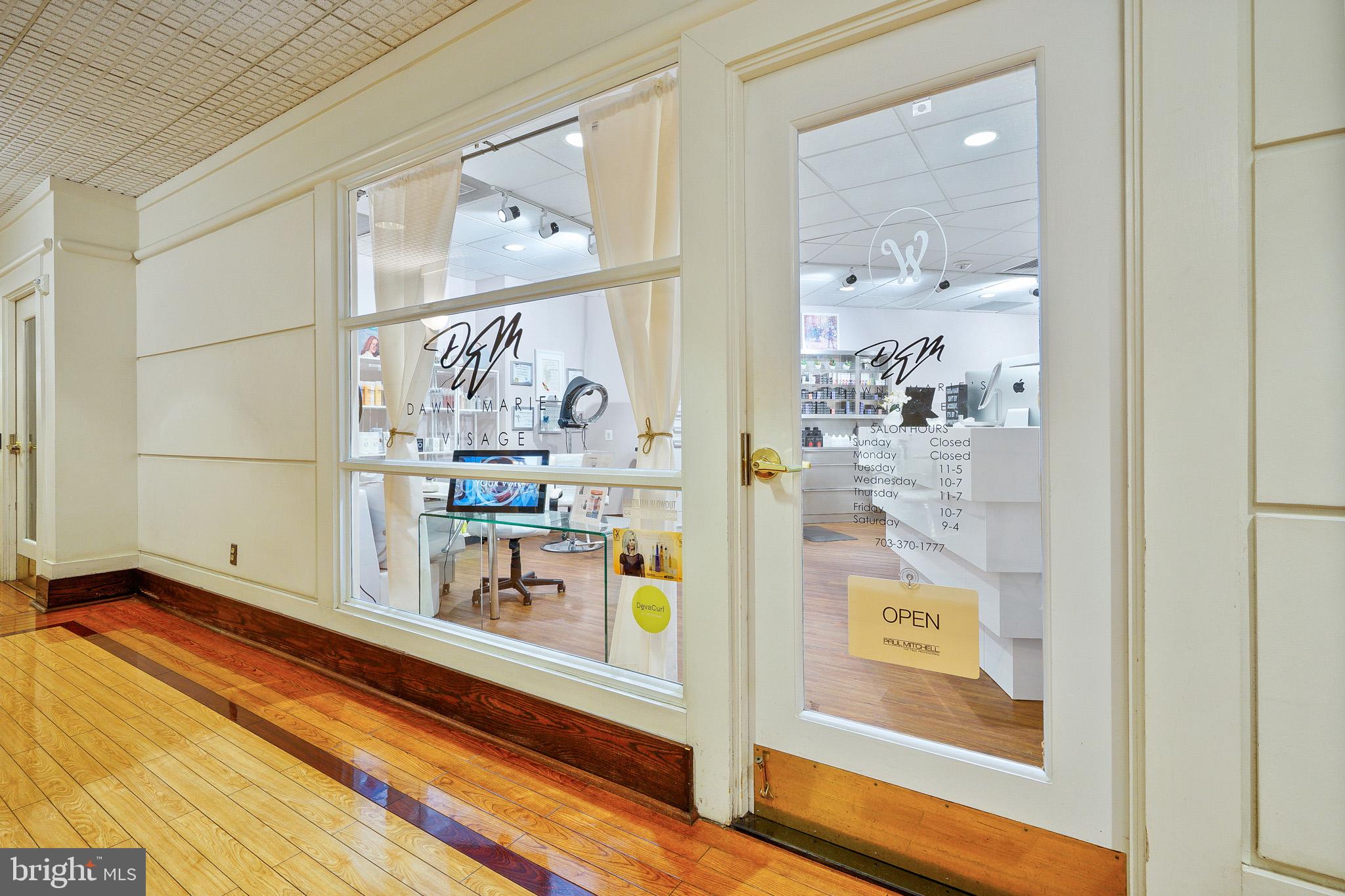 307 YOAKUM PARKWAY 1722