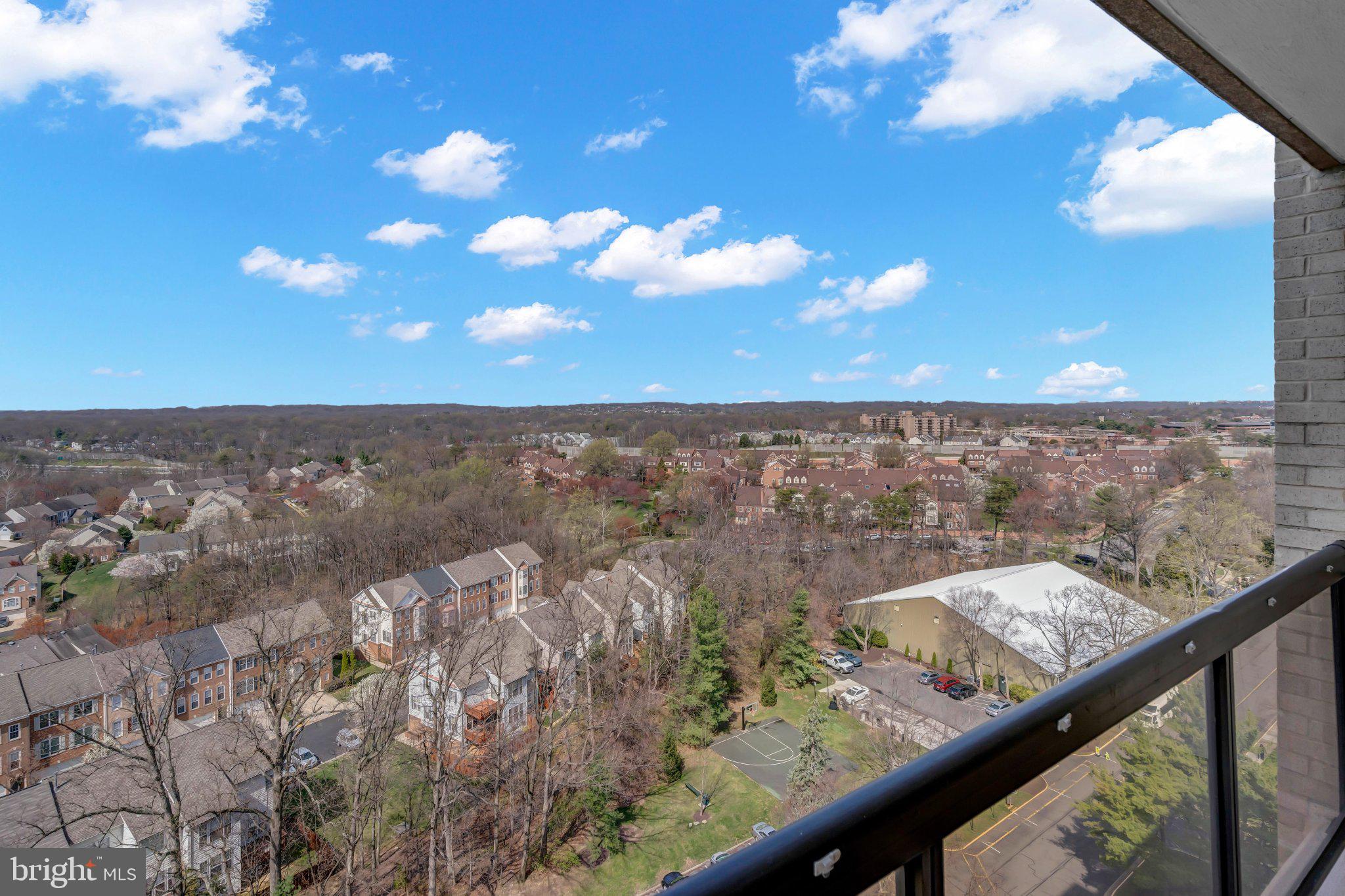 307 YOAKUM PARKWAY 1722