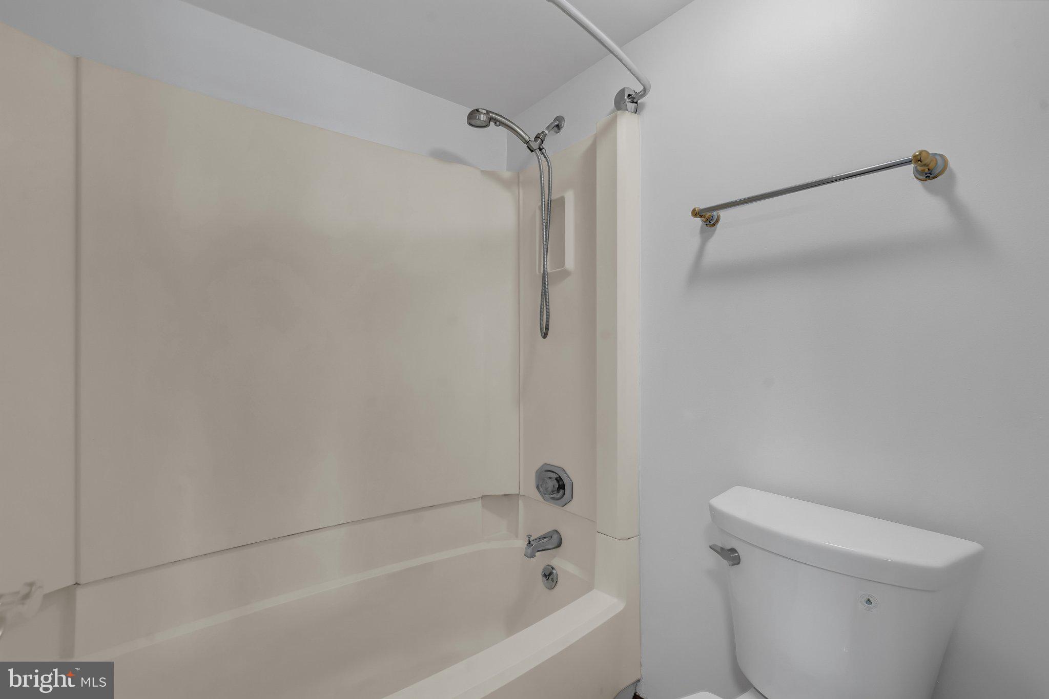 307 YOAKUM PARKWAY 1722