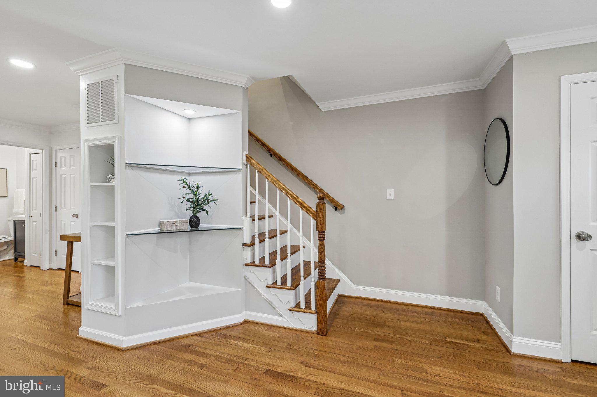 305 ASHBY STREET