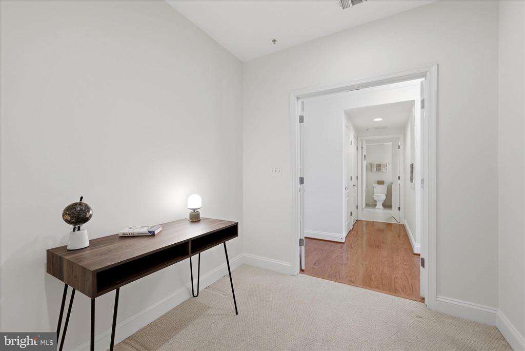 1115 CAMERON STREET 213