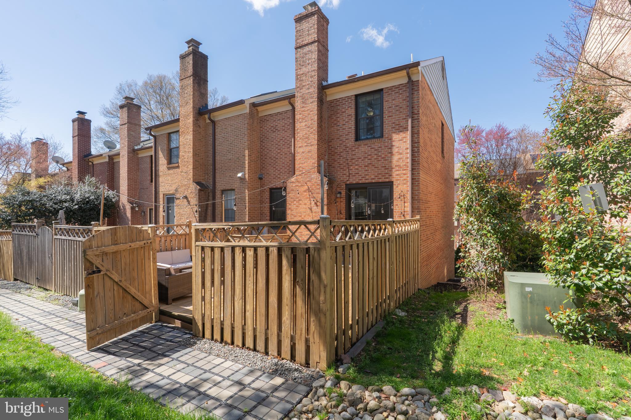 5452 BARRISTER PLACE