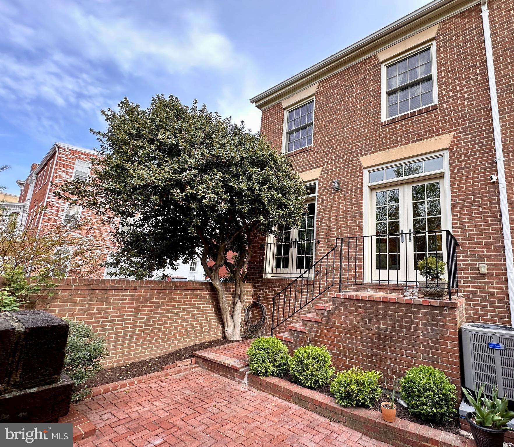 418 N SAINT ASAPH STREET N