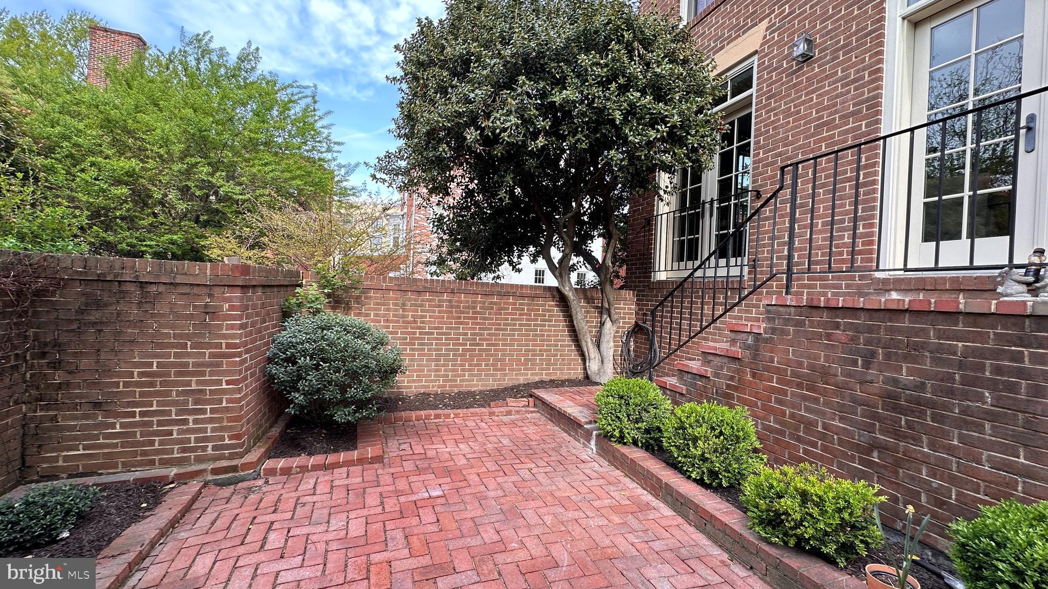 418 N SAINT ASAPH STREET N