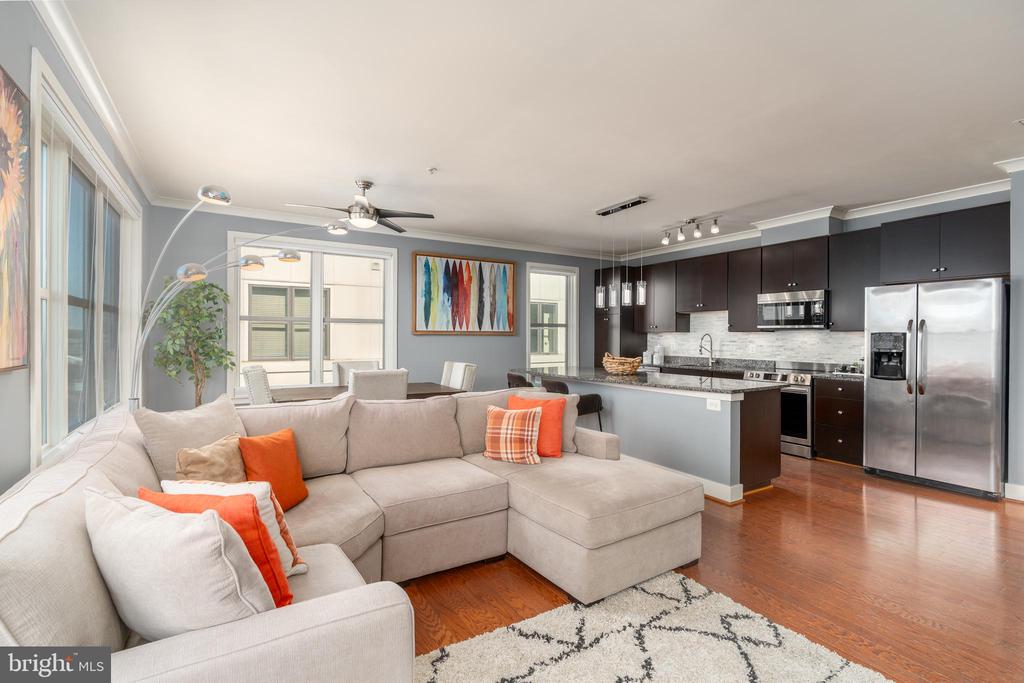 815 N PATRICK STREET 407