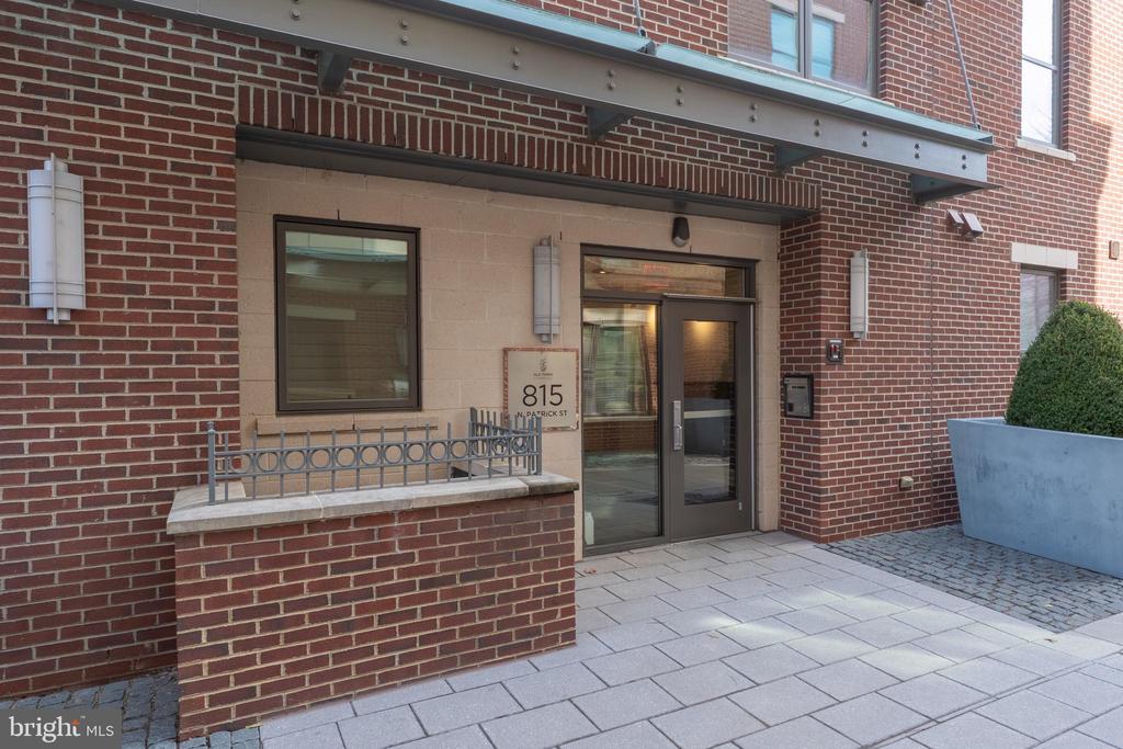 815 N PATRICK STREET 407