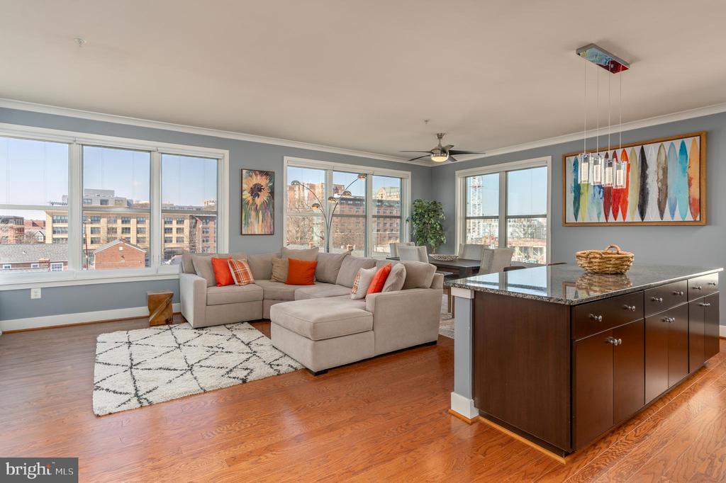815 N PATRICK STREET 407