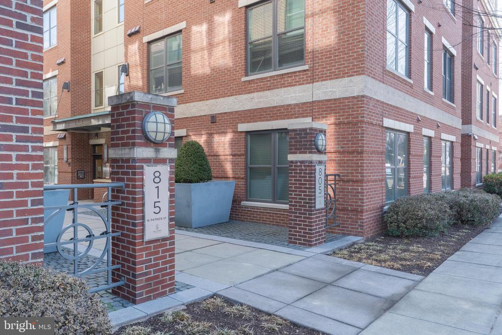 815 N PATRICK STREET 407
