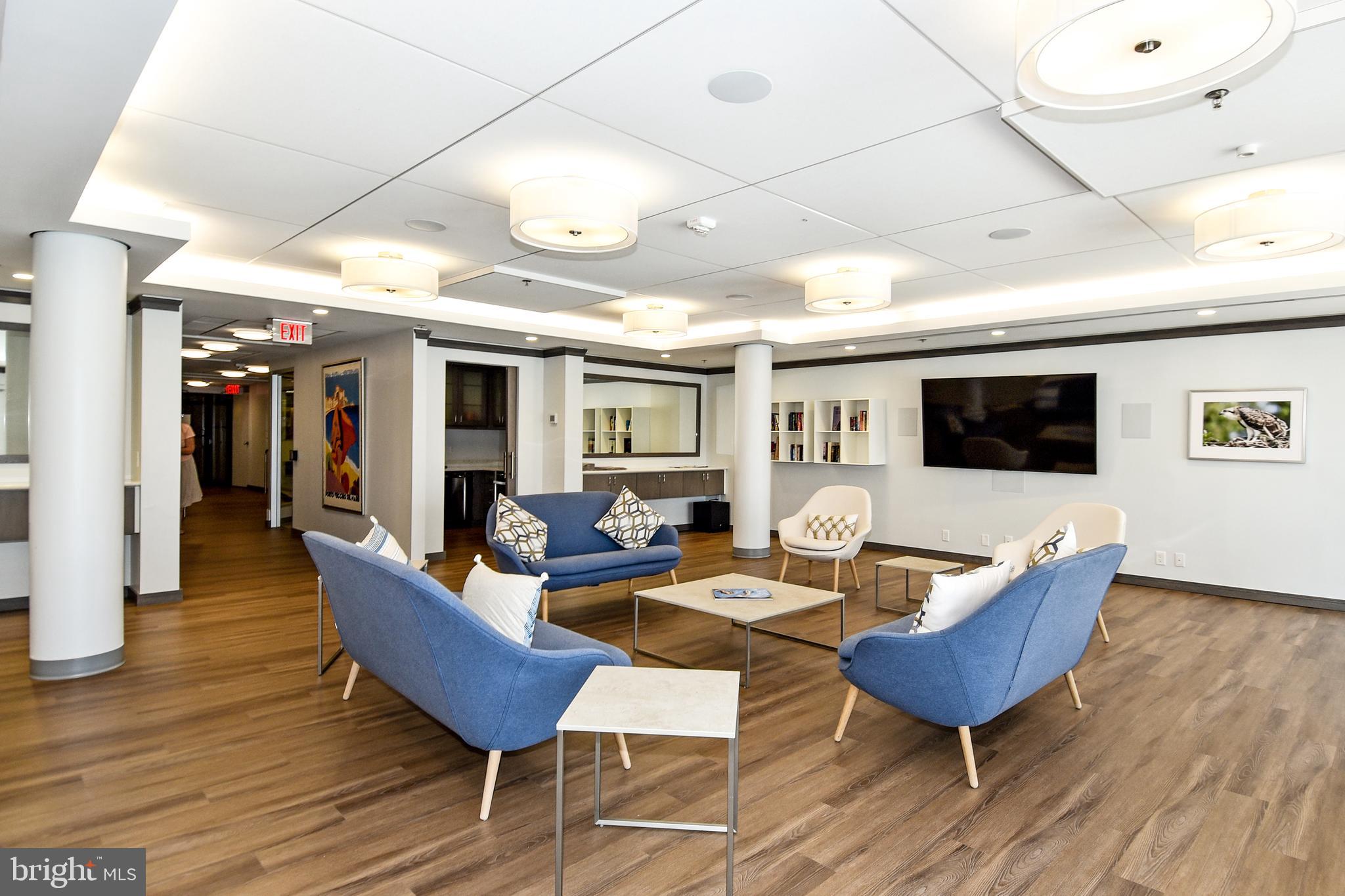 1250 S WASHINGTON STREET 816