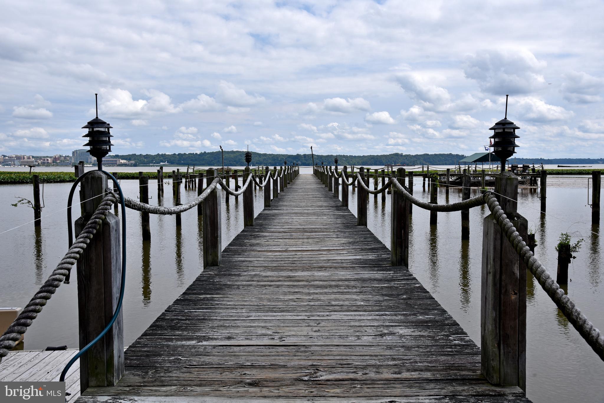 1250 S WASHINGTON STREET 816