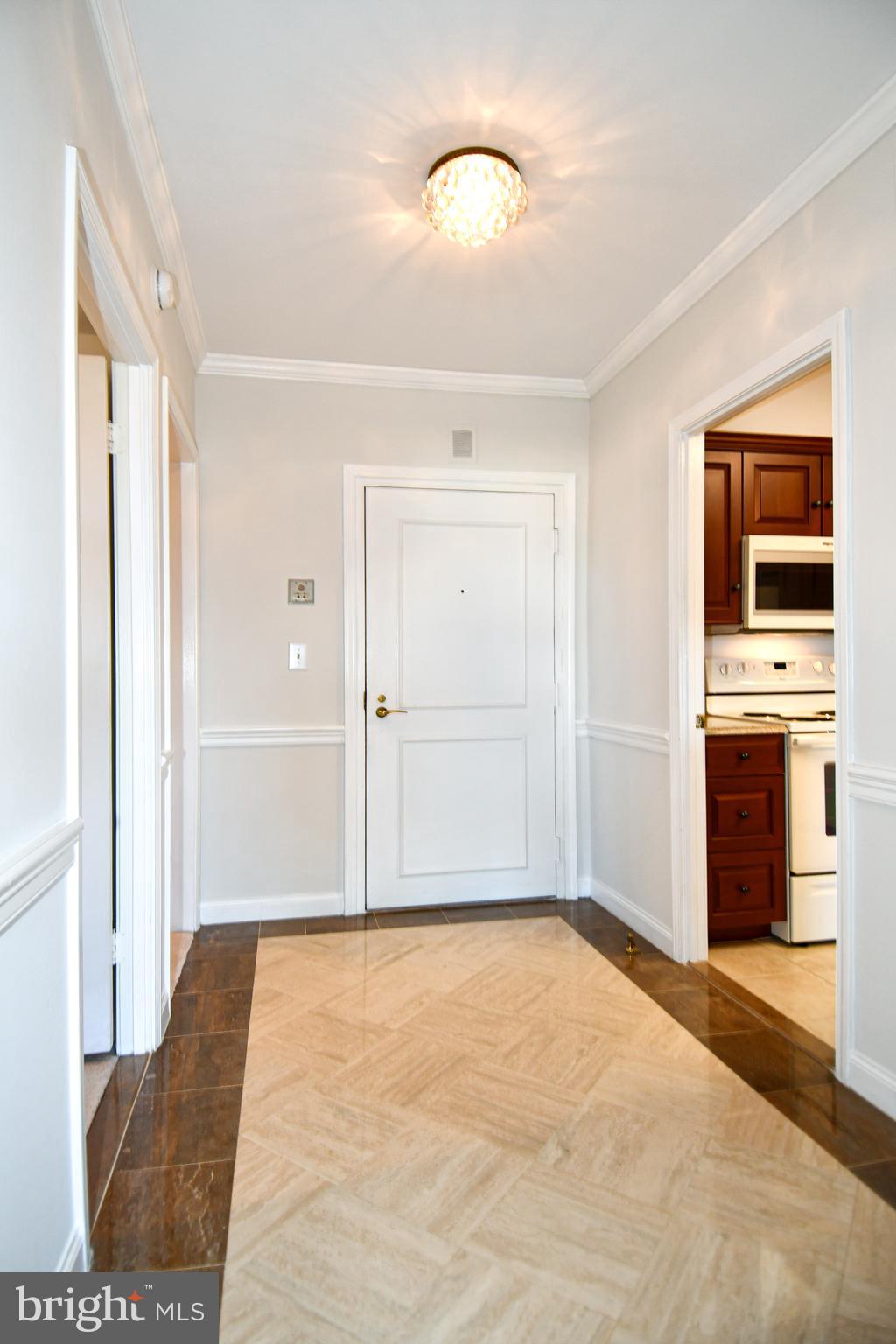 1250 S WASHINGTON STREET 816