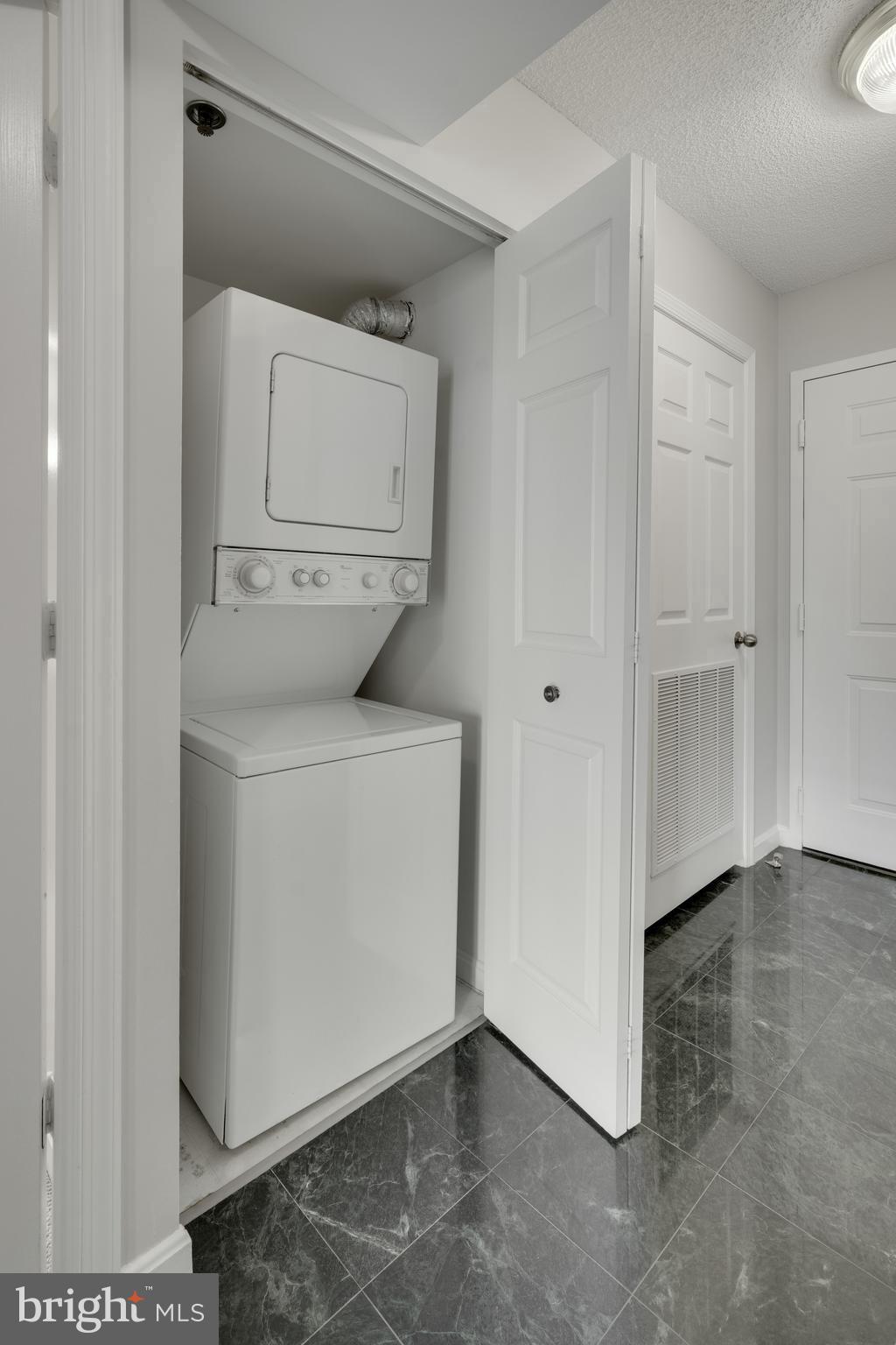 2181 JAMIESON AVENUE 1906