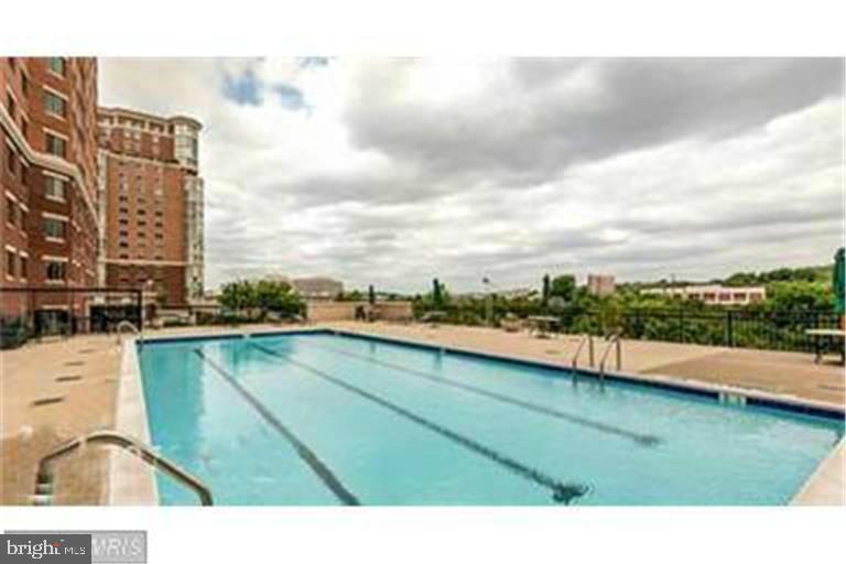 2181 JAMIESON AVENUE 1906