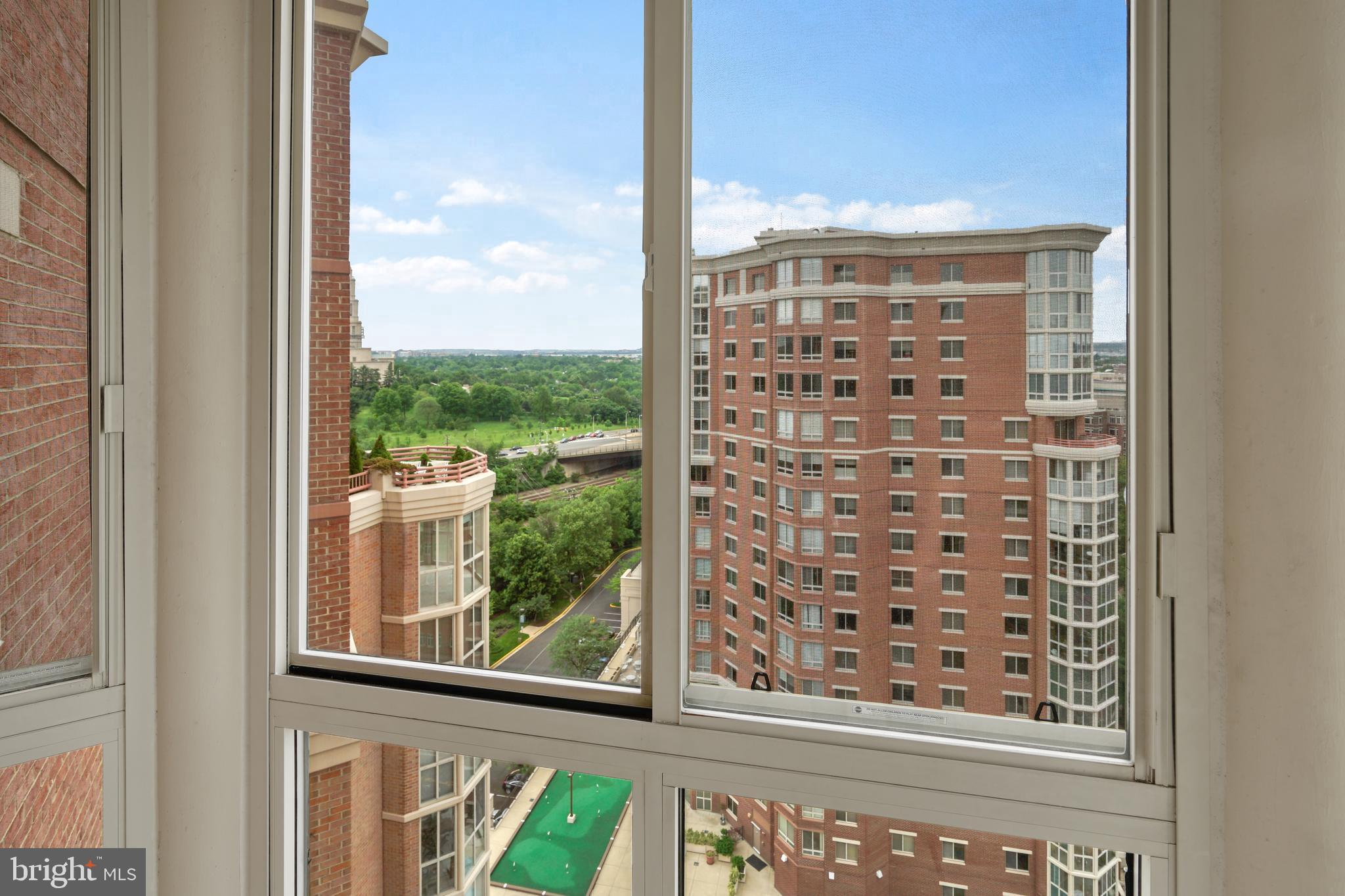 2181 JAMIESON AVENUE 1906