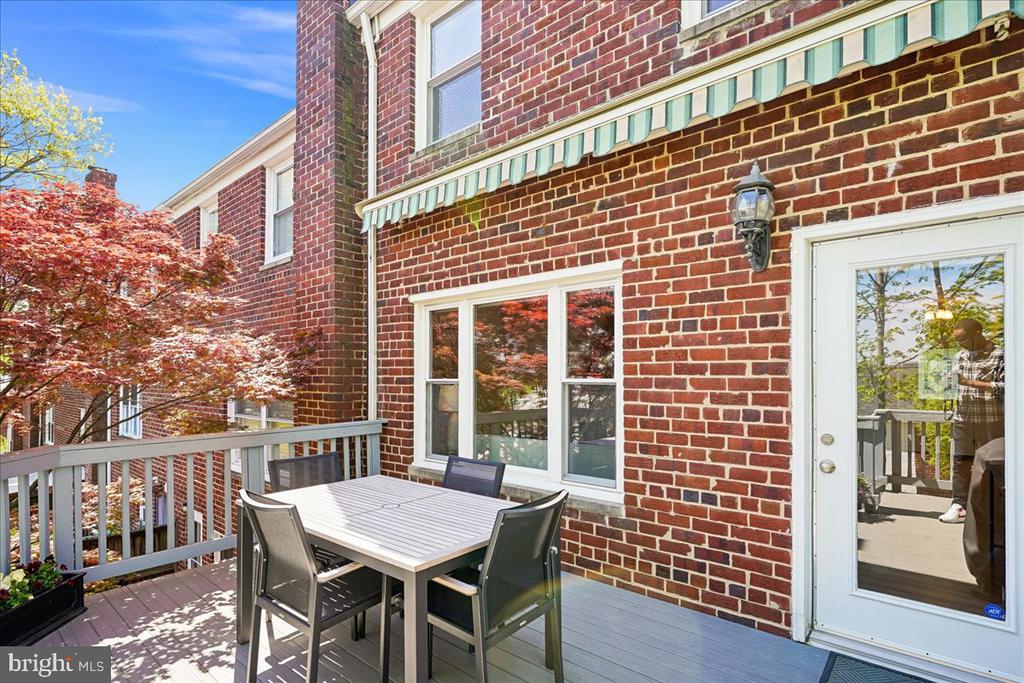 215 BURGESS AVENUE