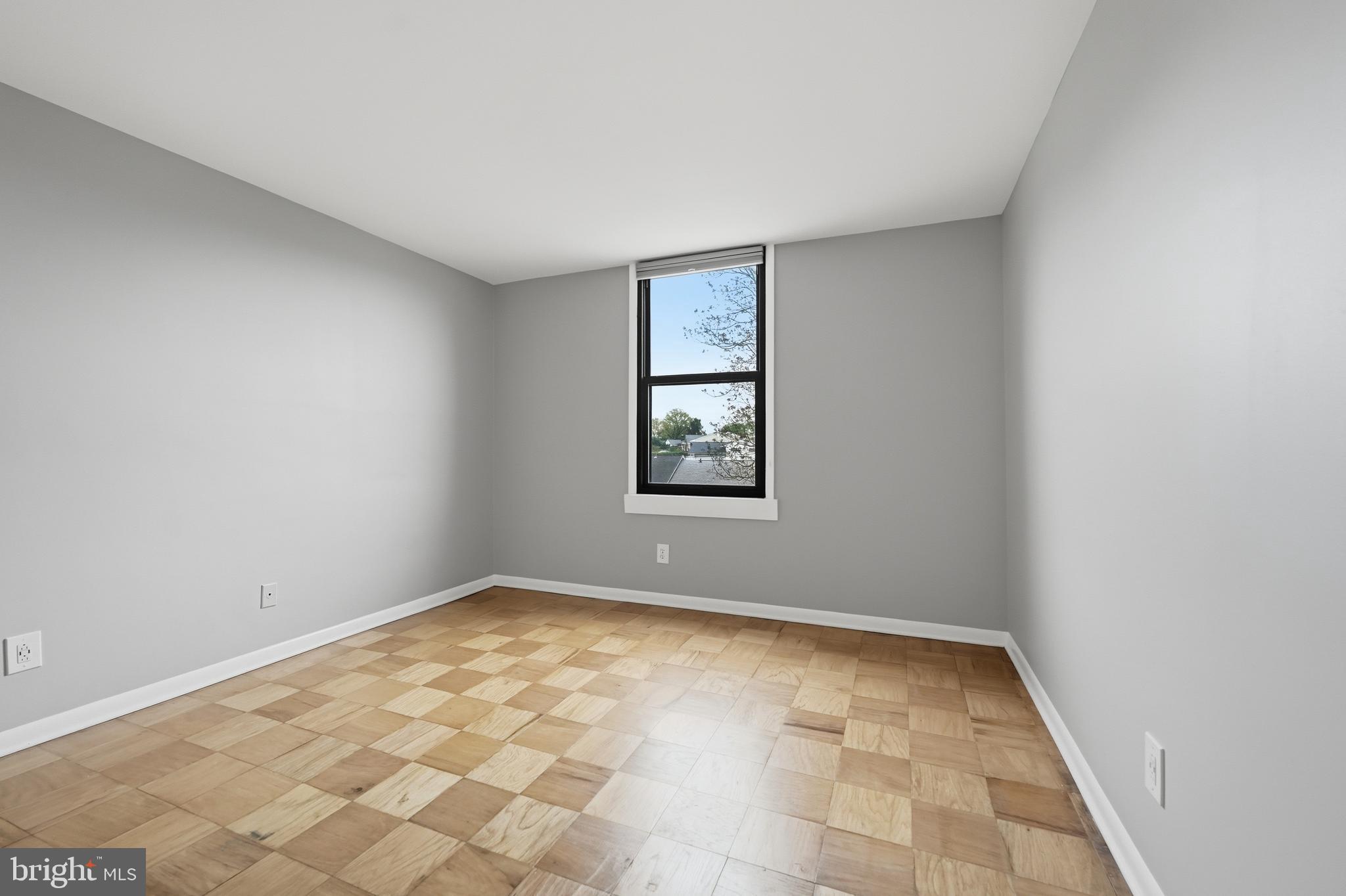 4600 DUKE STREET 519