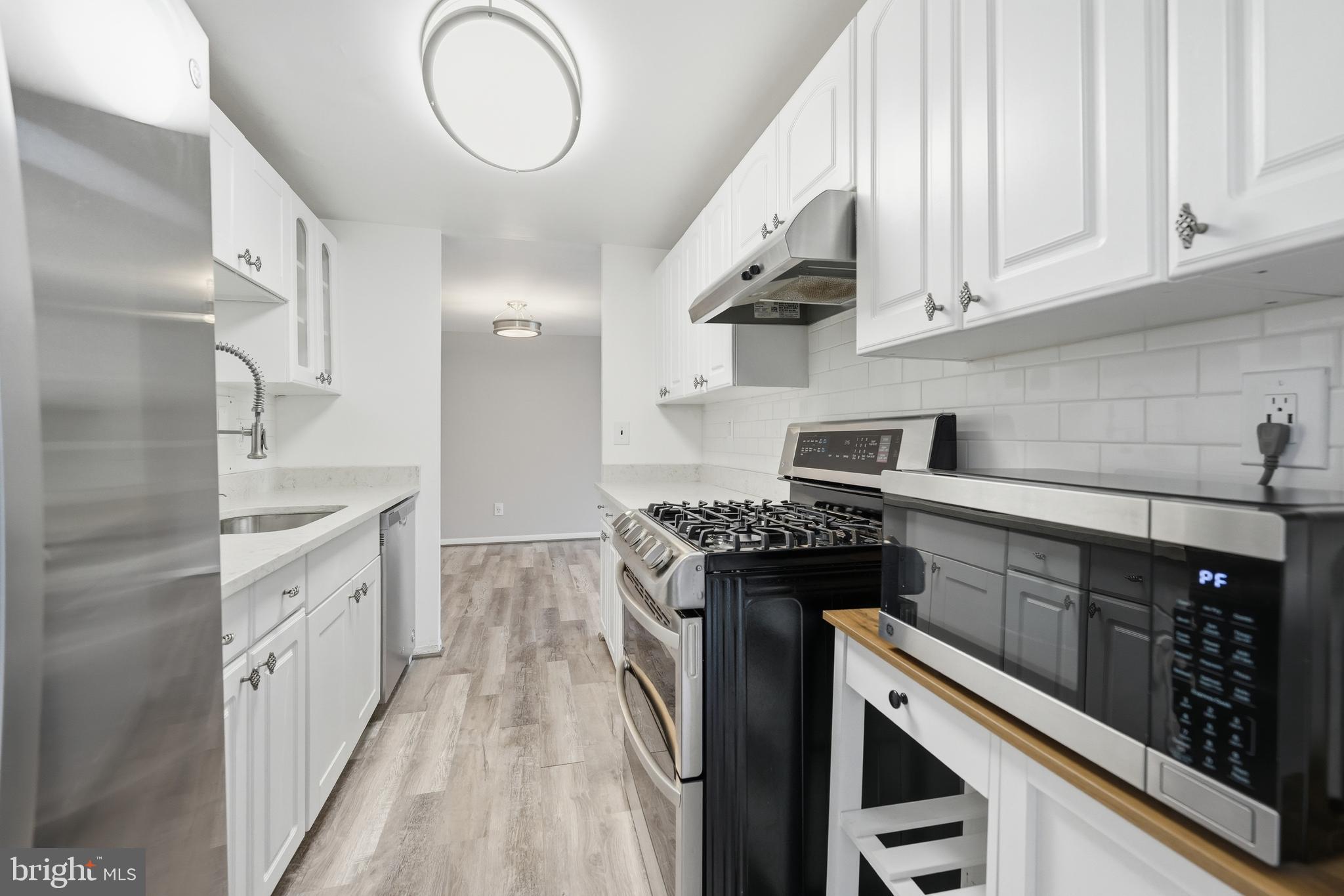 4600 DUKE STREET 519