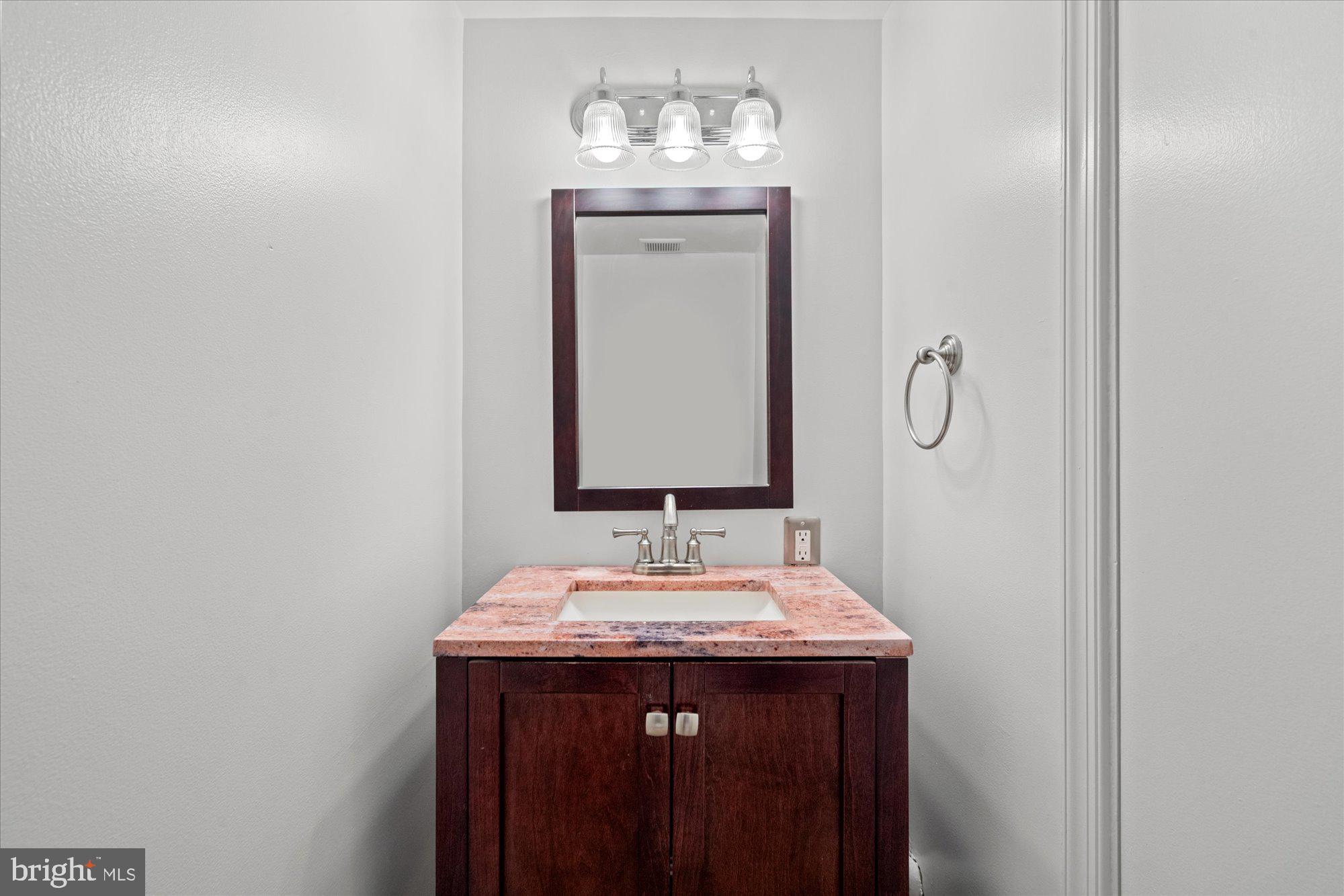 5431 RICHENBACHER AVENUE