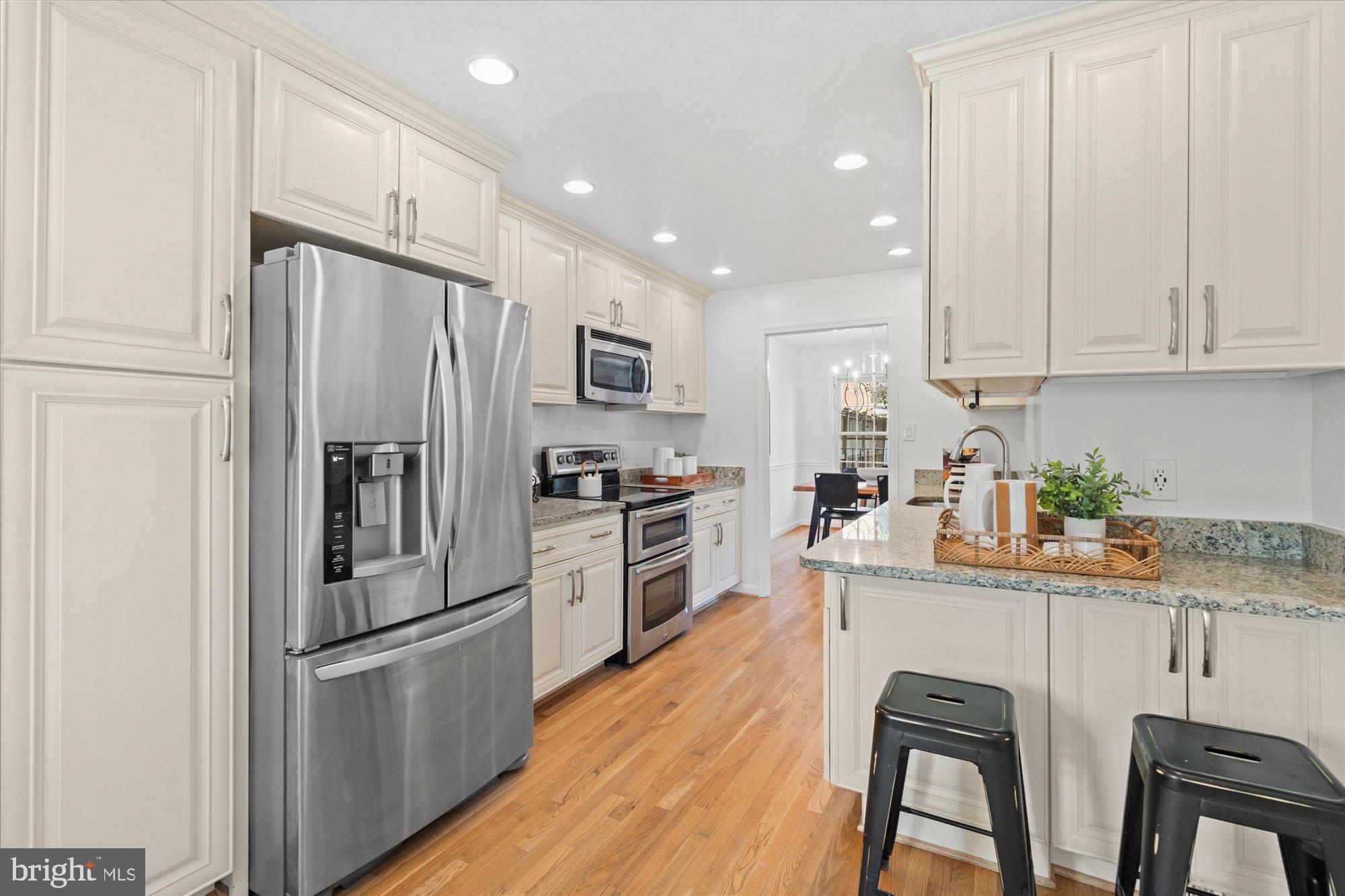 5431 RICHENBACHER AVENUE