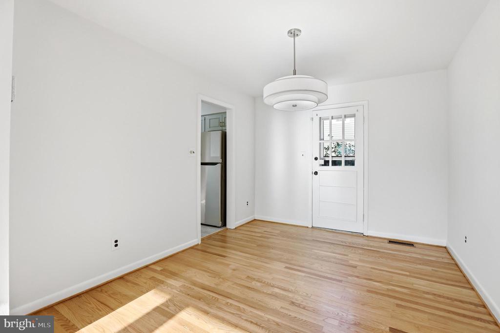 1731 PRICE STREET