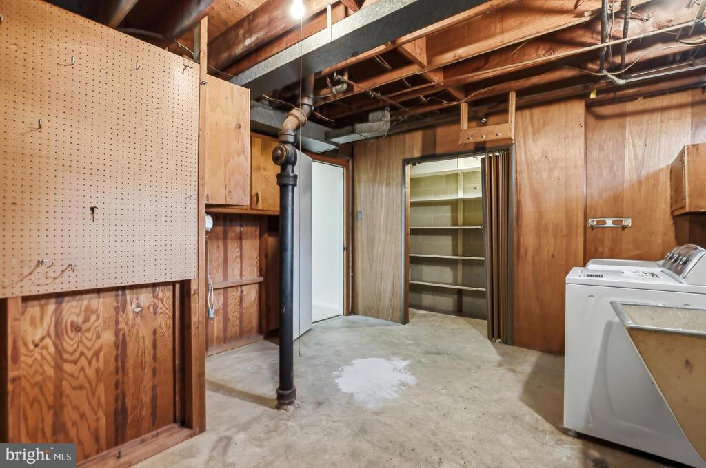 1731 PRICE STREET
