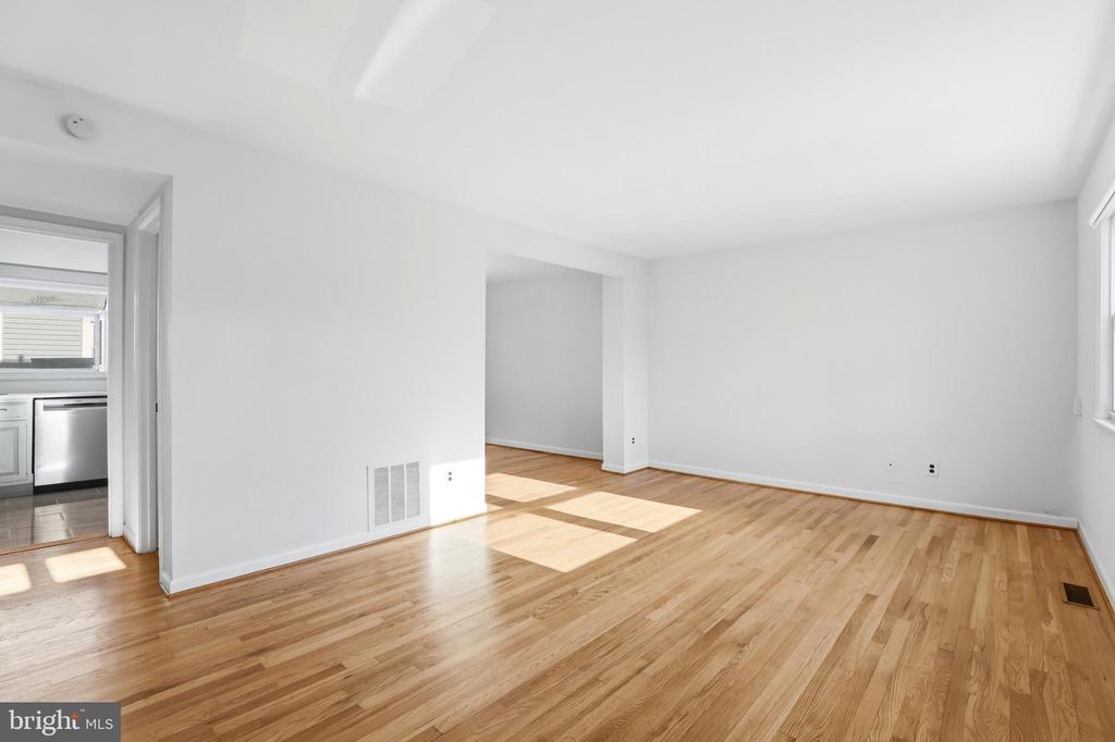 1731 PRICE STREET